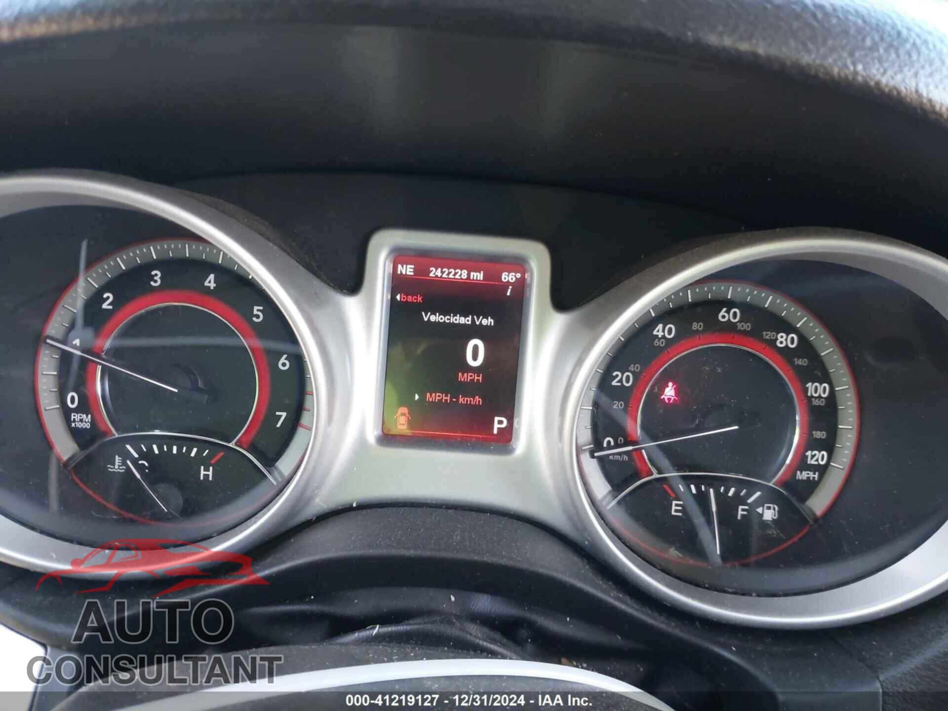 DODGE JOURNEY 2012 - 3C4PDCBB1CT368620