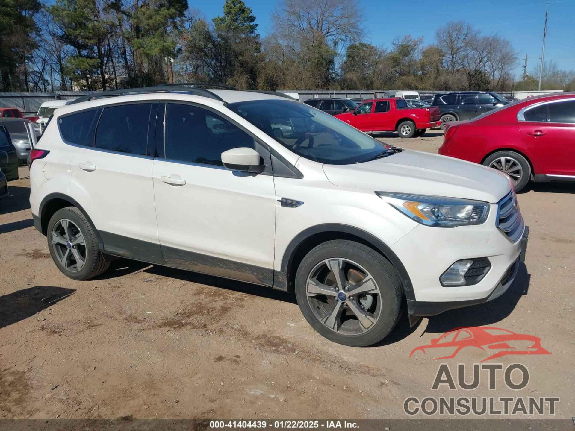 FORD ESCAPE 2018 - 1FMCU0HD2JUB42347