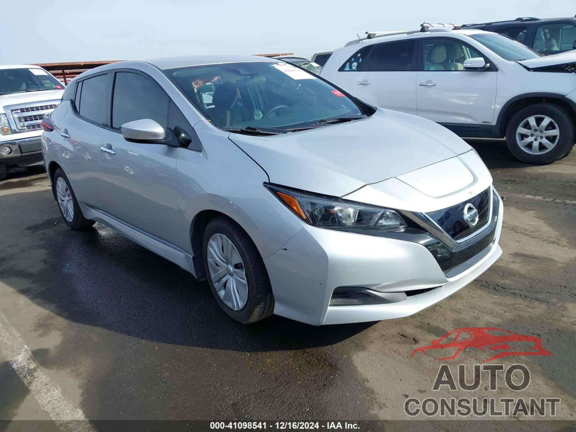 NISSAN LEAF 2022 - 1N4AZ1BV1NC562090