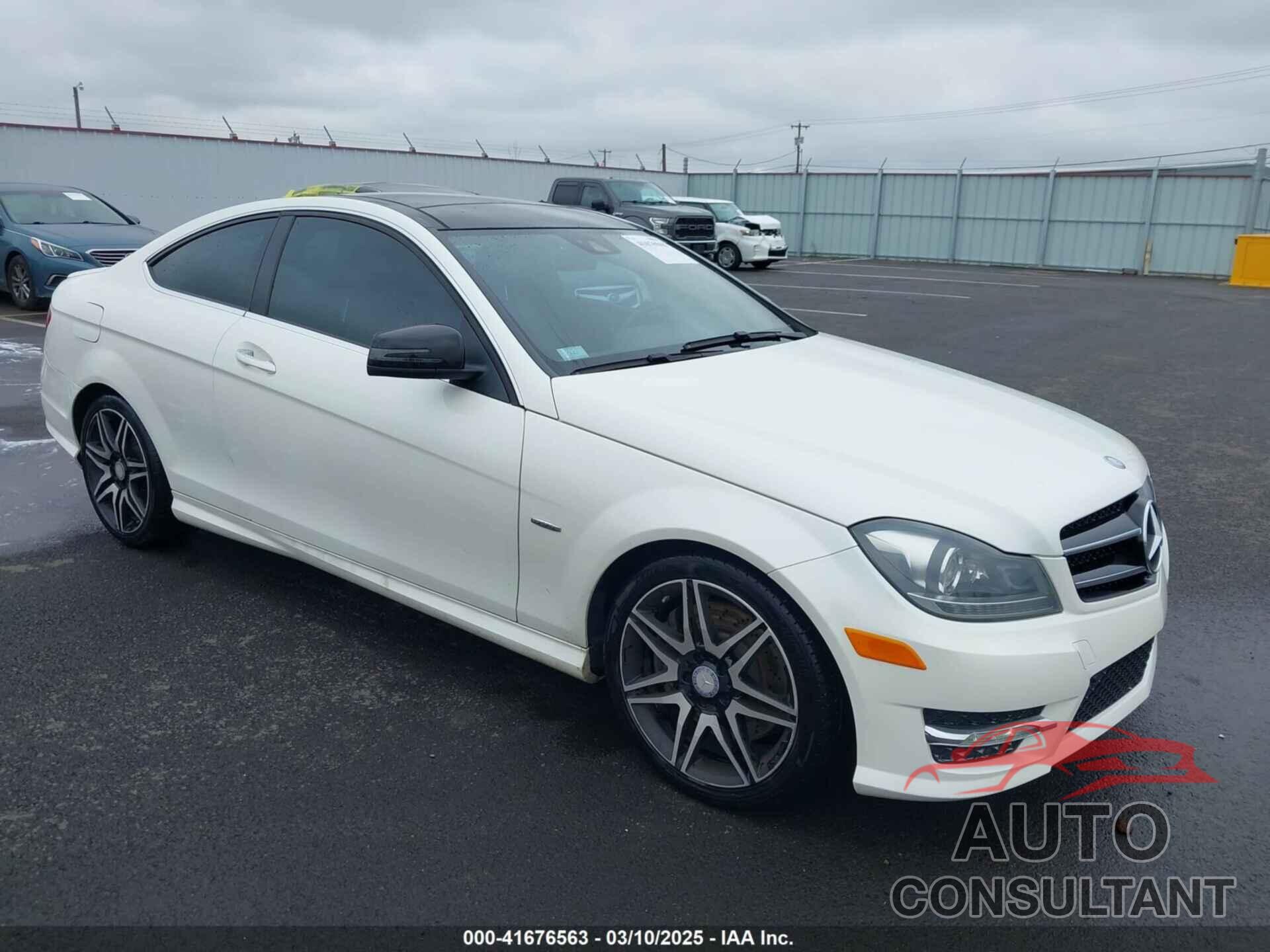 MERCEDES-BENZ C 250 2014 - WDDGJ4HB9EG300827