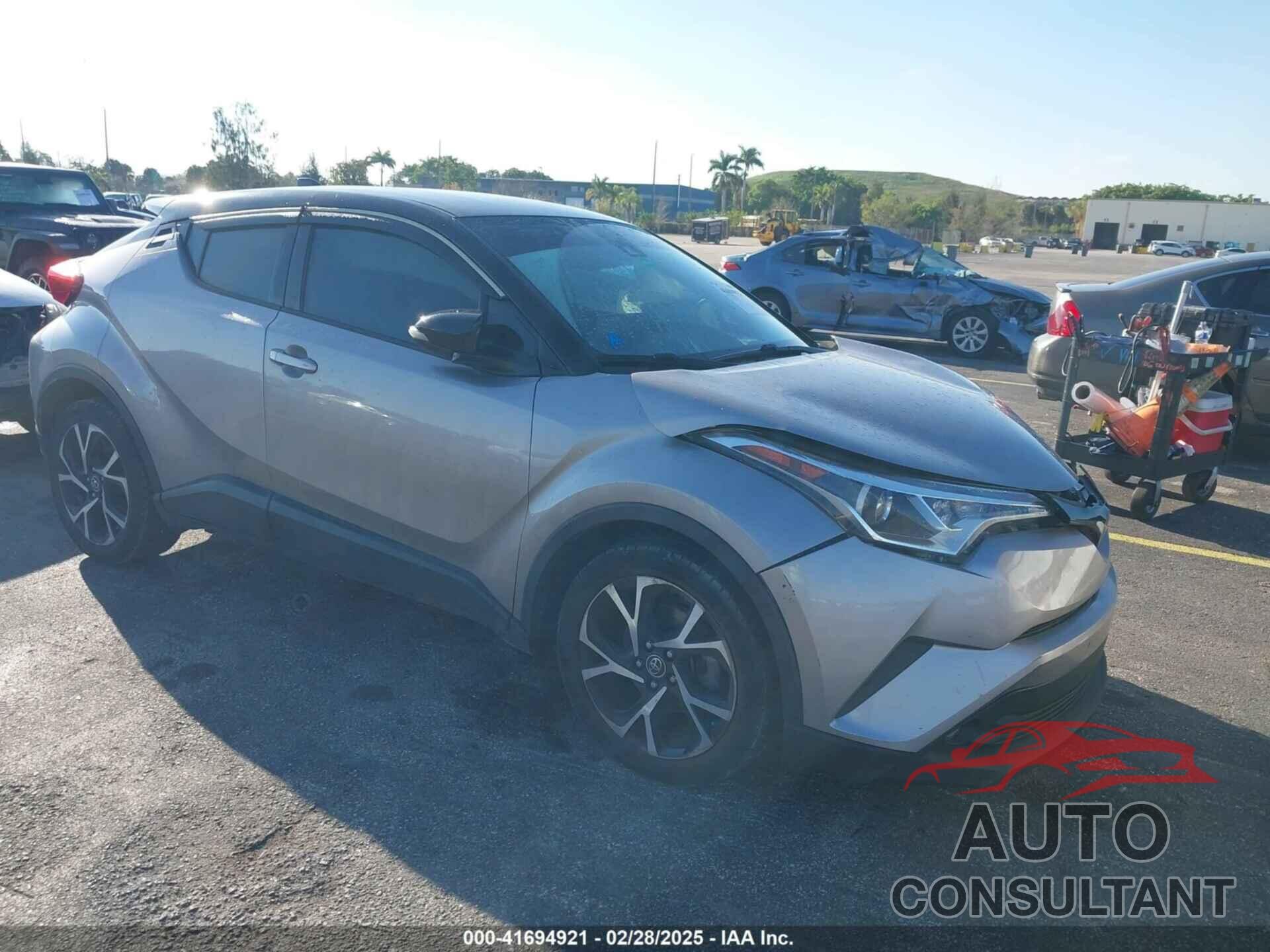 TOYOTA C-HR 2019 - NMTKHMBX4KR082574