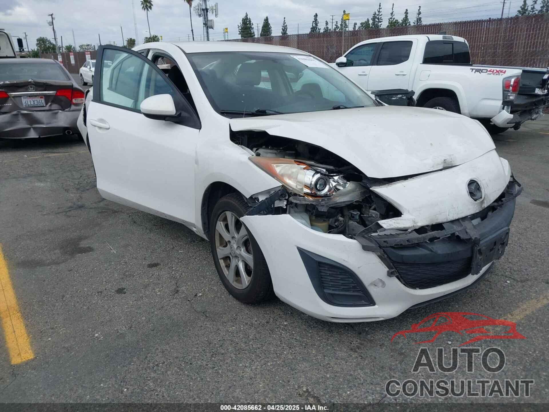 MAZDA MAZDA3 2011 - JM1BL1VF1B1402934