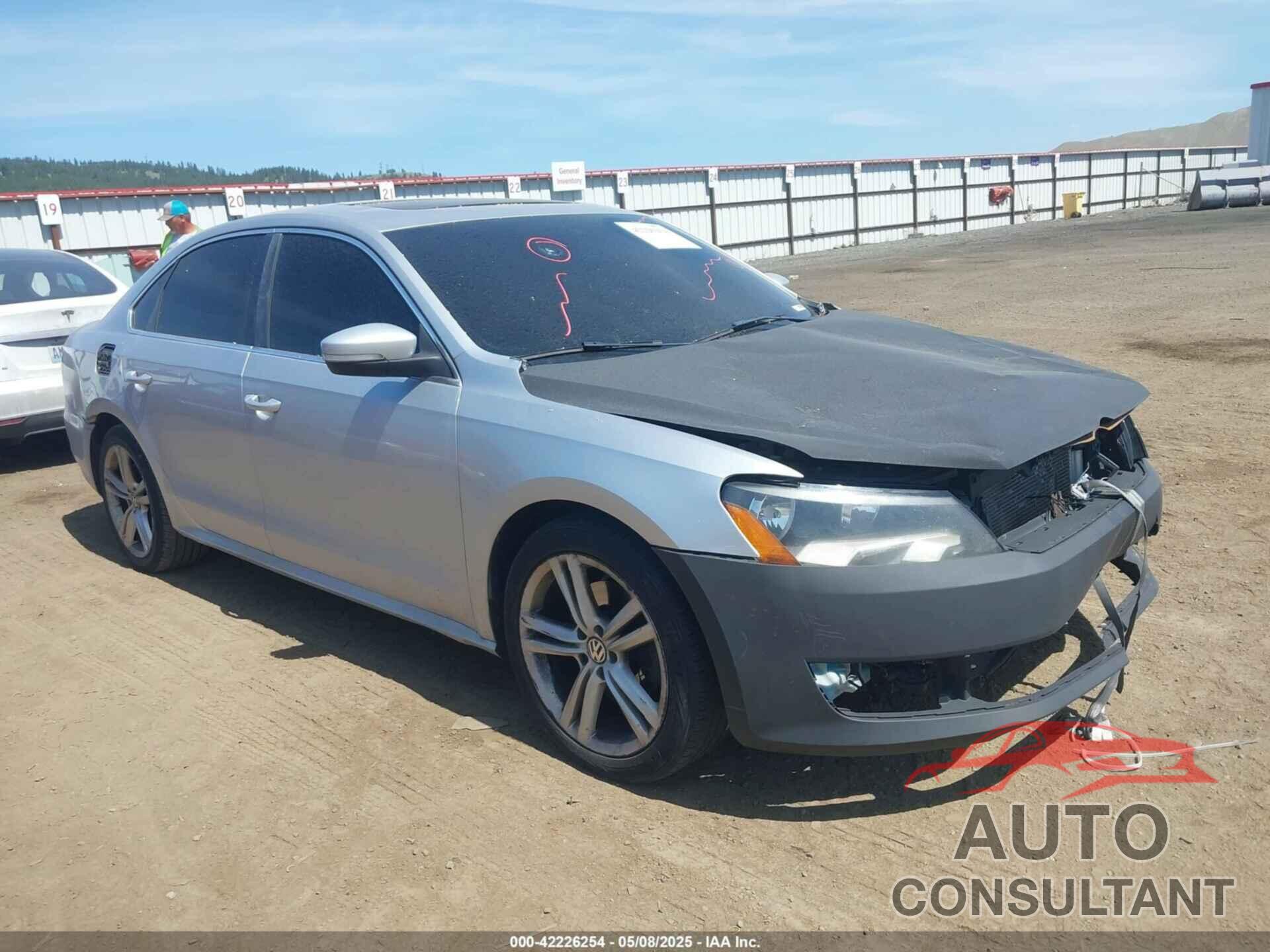 VOLKSWAGEN PASSAT 2014 - 1VWBH7A34EC009550