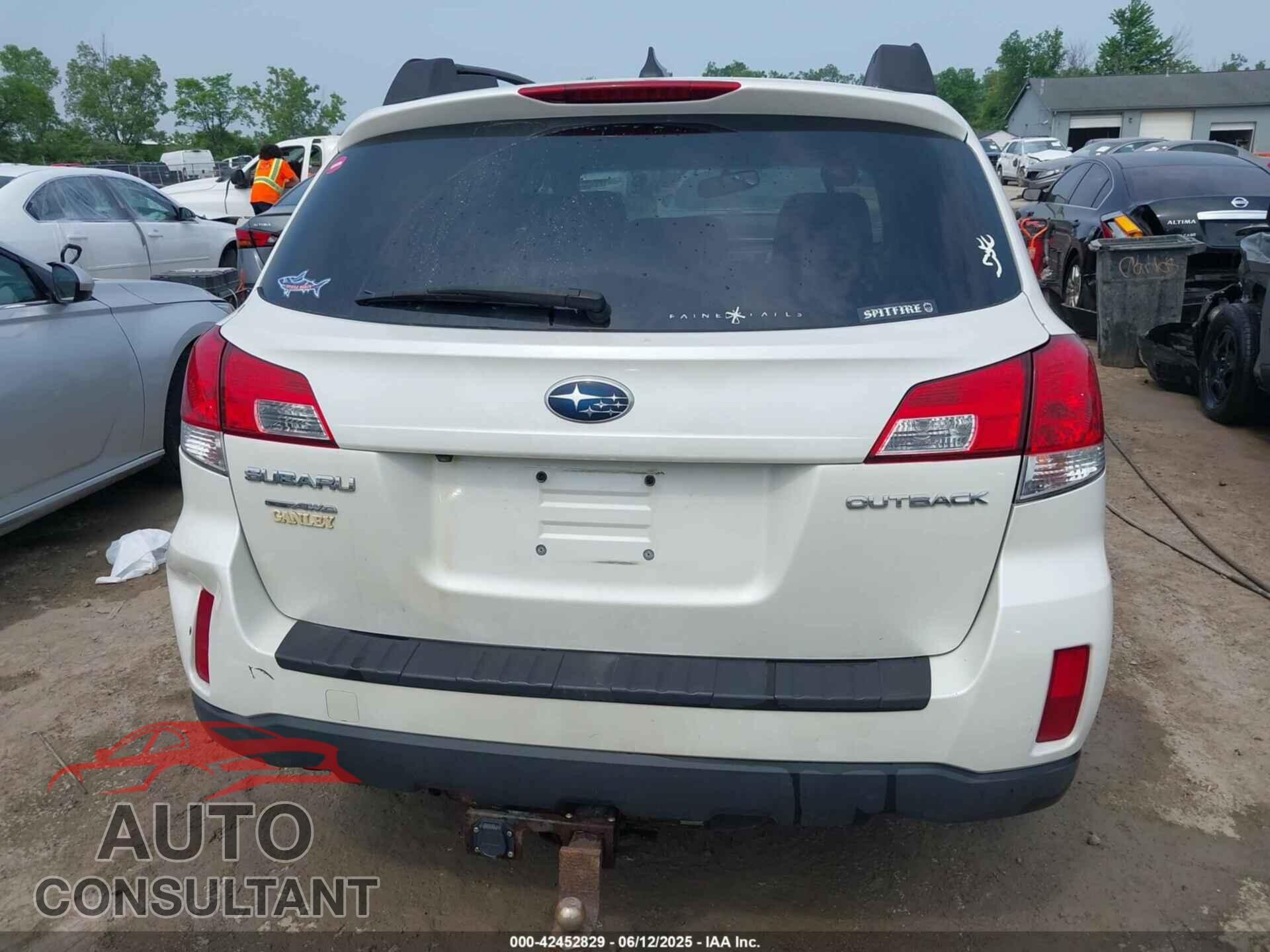 SUBARU OUTBACK 2014 - 4S4BRCDC4E3300064
