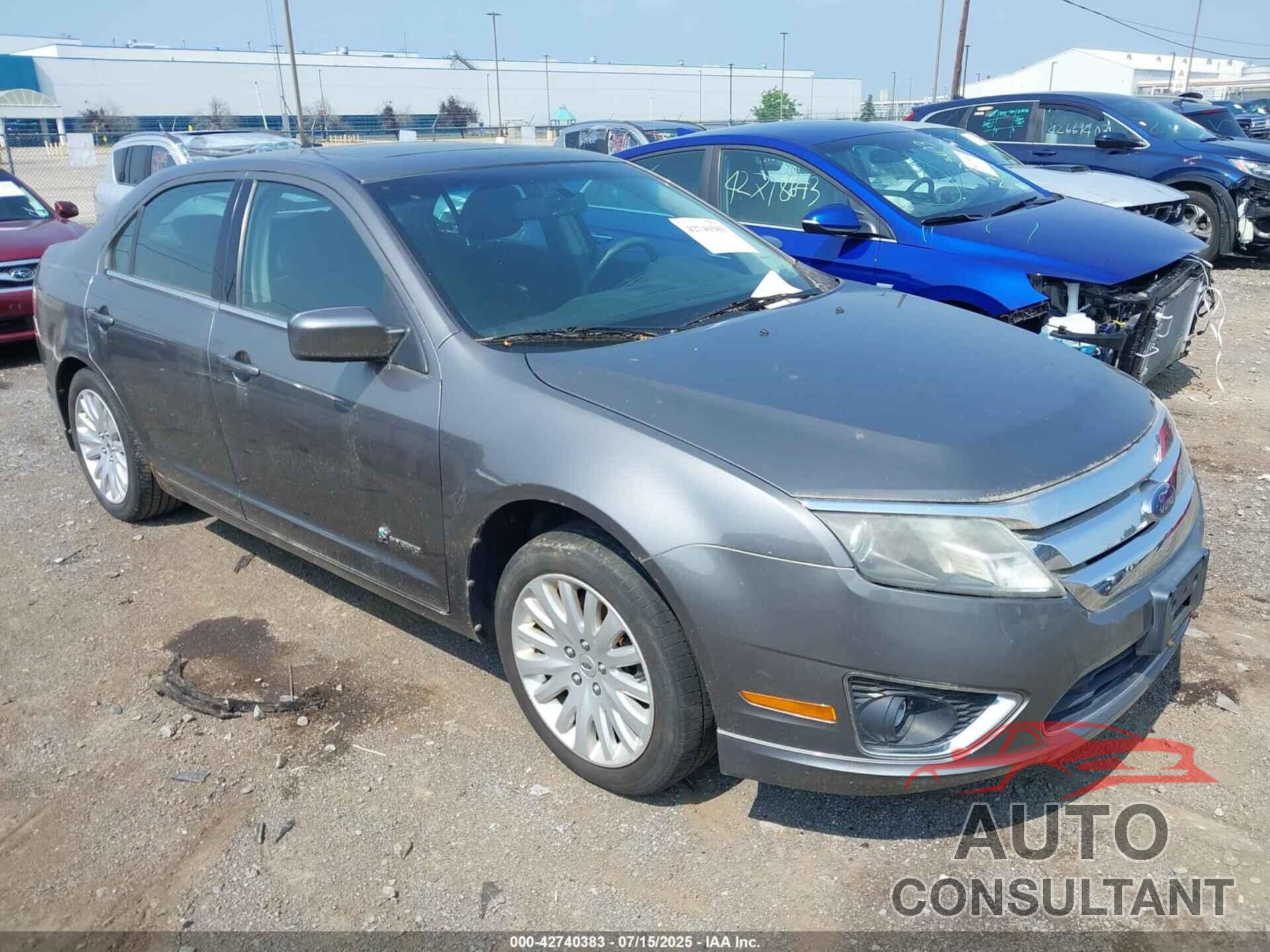 FORD FUSION HYBRID 2010 - 3FADP0L32AR110445