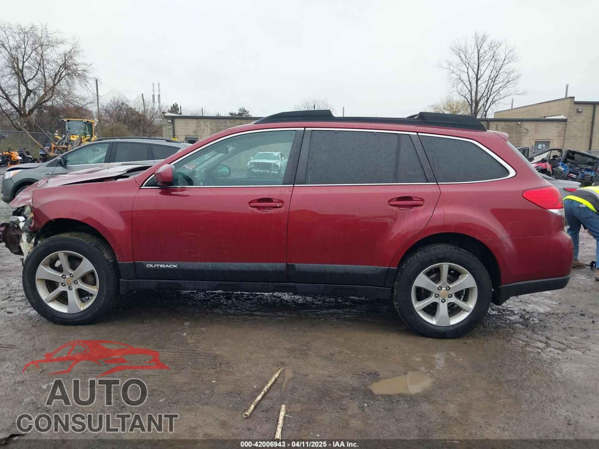 SUBARU OUTBACK 2013 - 4S4BRCCC8D3286668
