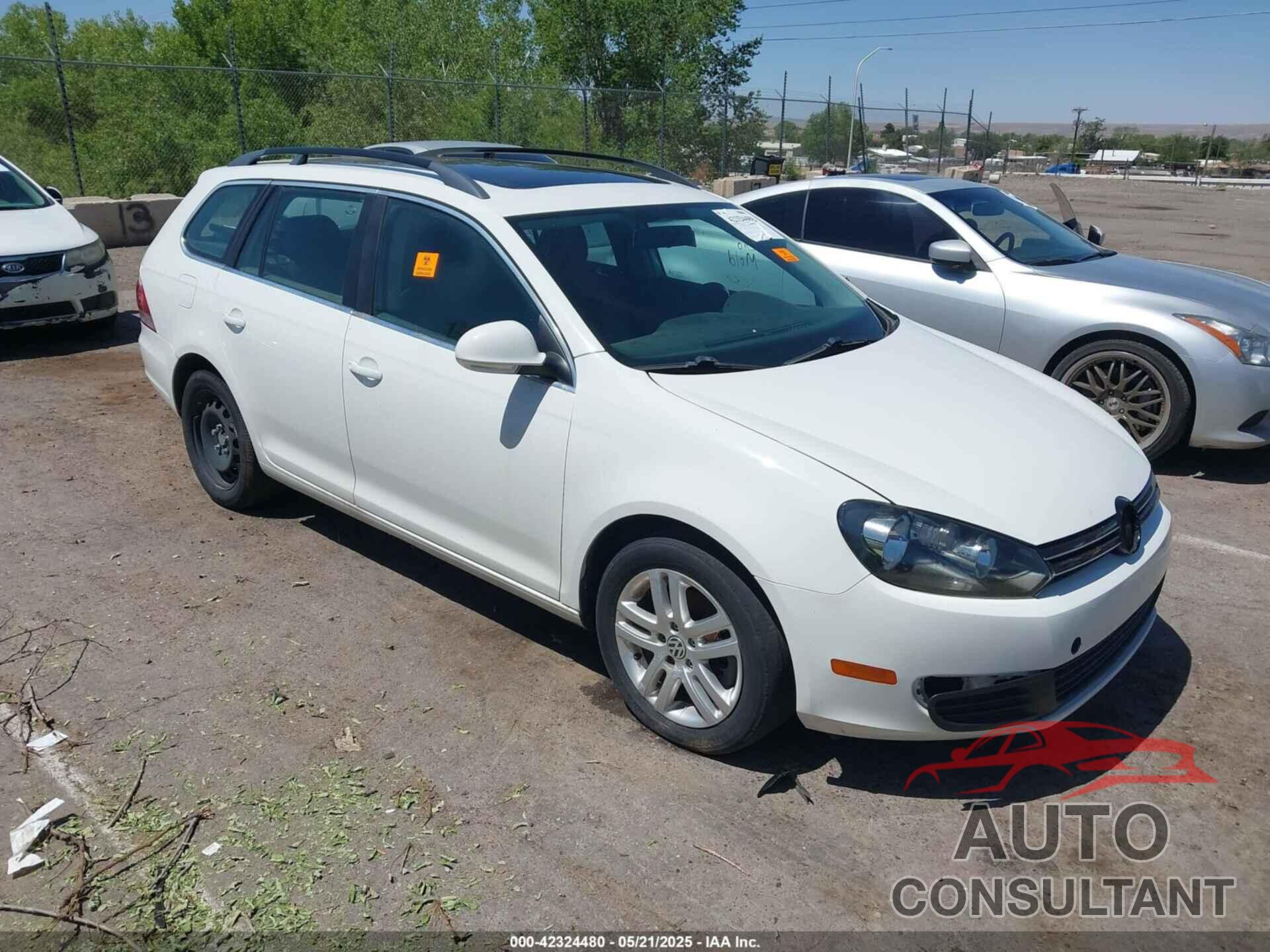 VOLKSWAGEN JETTA SPORTWAGEN 2011 - 3VWPL7AJ2BM645980