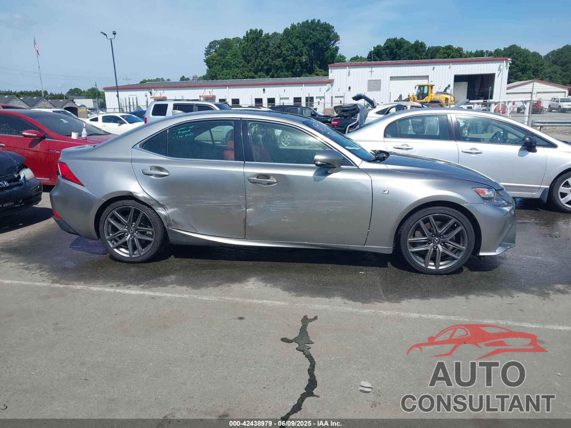 LEXUS IS 200T 2016 - JTHBA1D21G5009597