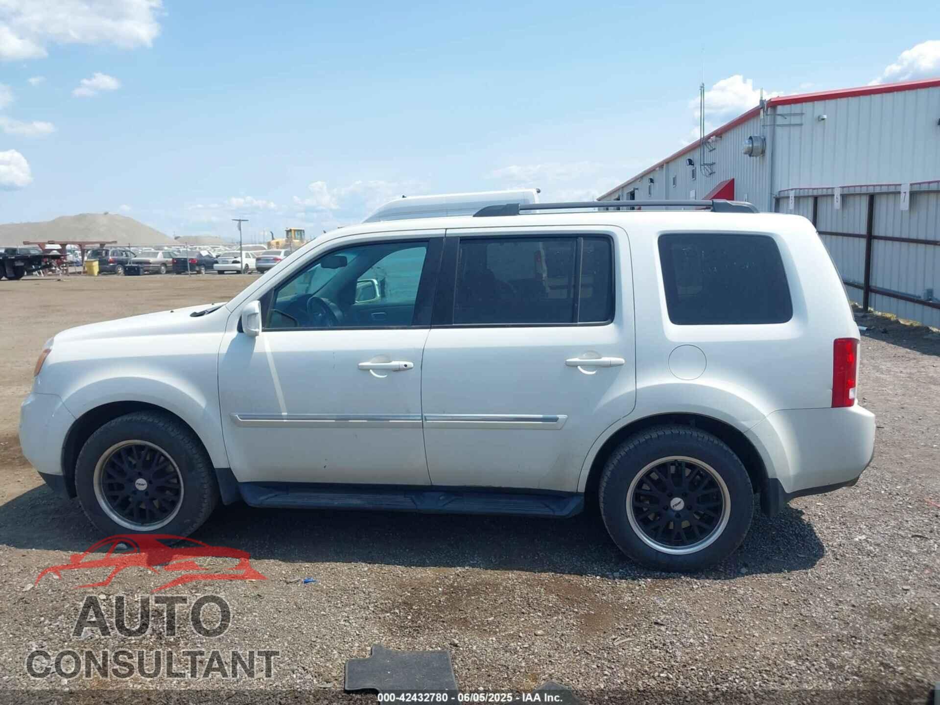 HONDA PILOT 2014 - 5FNYF4H92EB023736