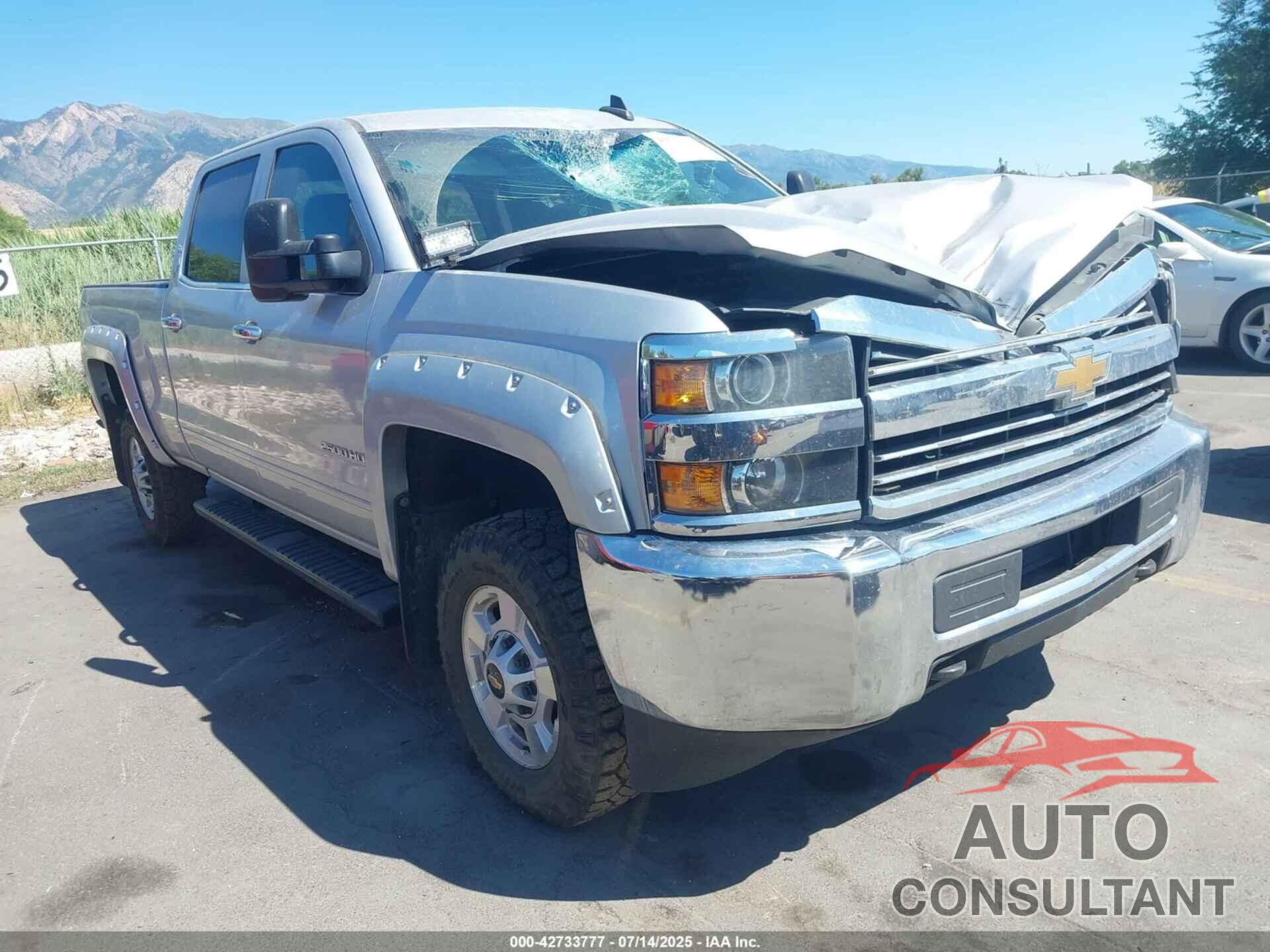 CHEVROLET SILVERADO 2500HD 2015 - 1GC1KVEG9FF636469