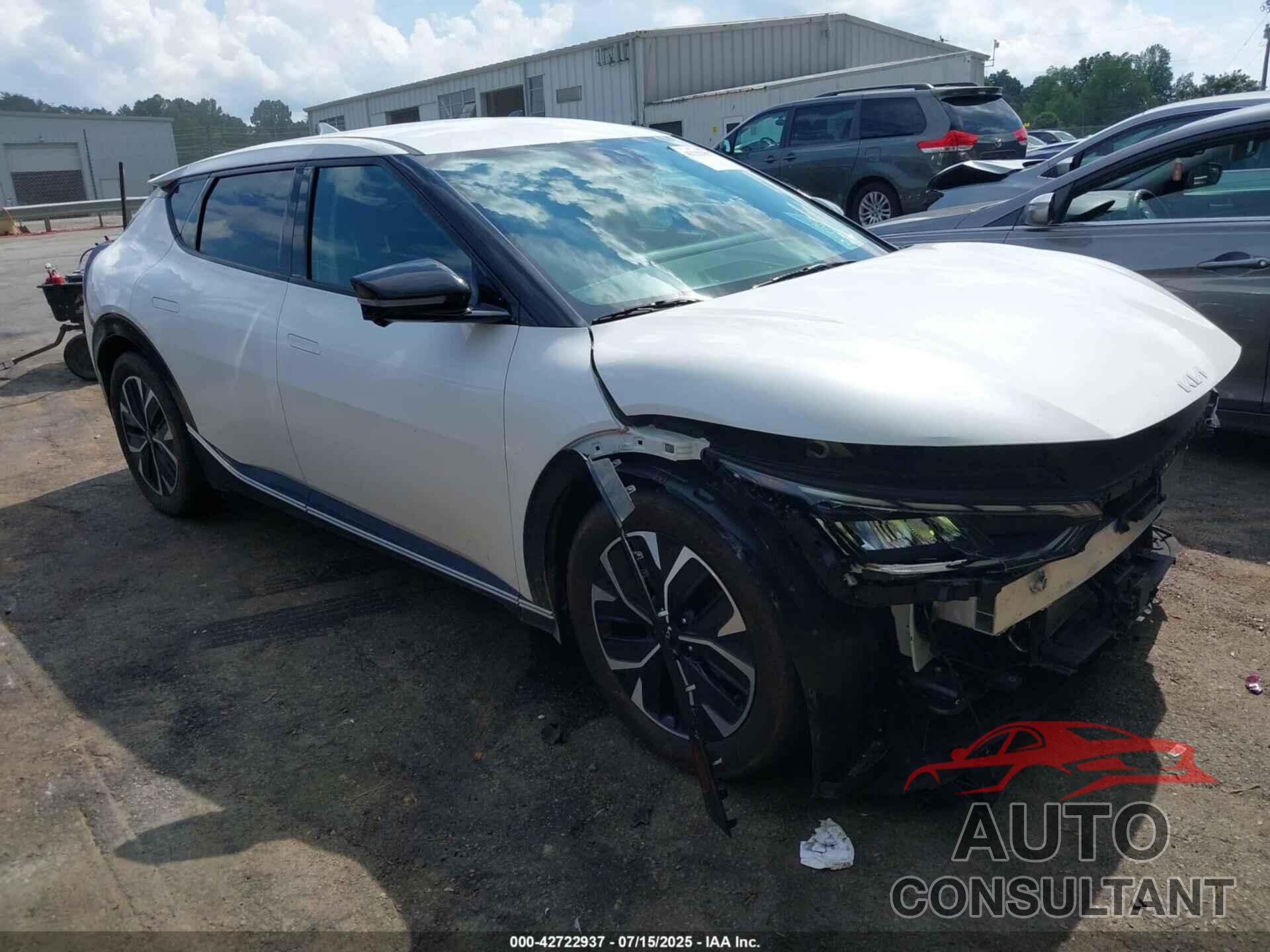 KIA EV6 2023 - KNDC34LAXP5608458