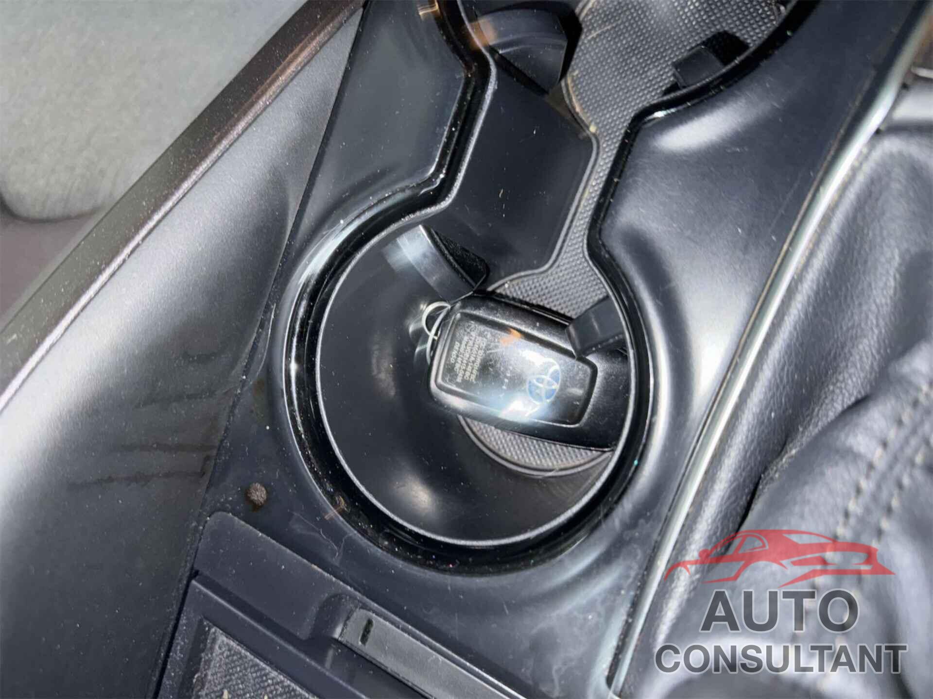 TOYOTA CAMRY 2020 - 4T1L31AK2LU014890