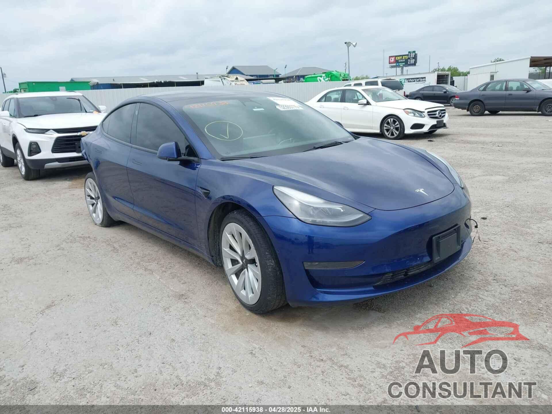TESLA MODEL 3 2022 - 5YJ3E1EA9NF189004