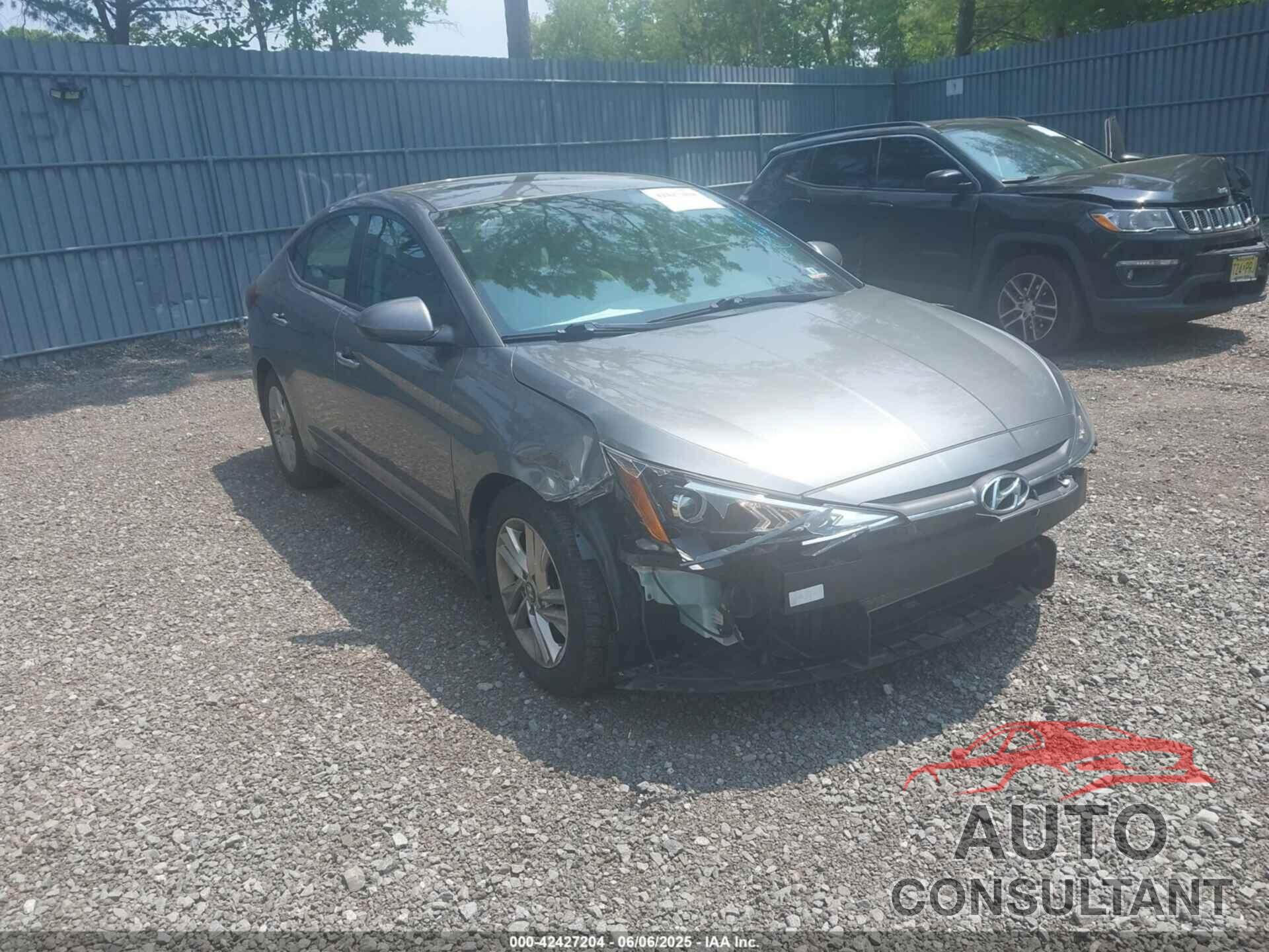 HYUNDAI ELANTRA 2019 - 5NPD84LF5KH480446