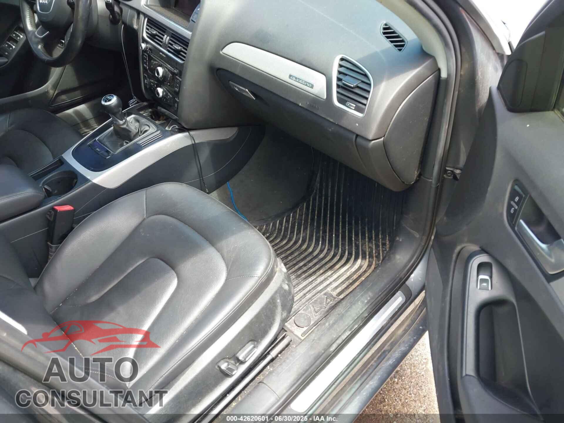AUDI A4 2013 - WAUDFAFL5DN021150