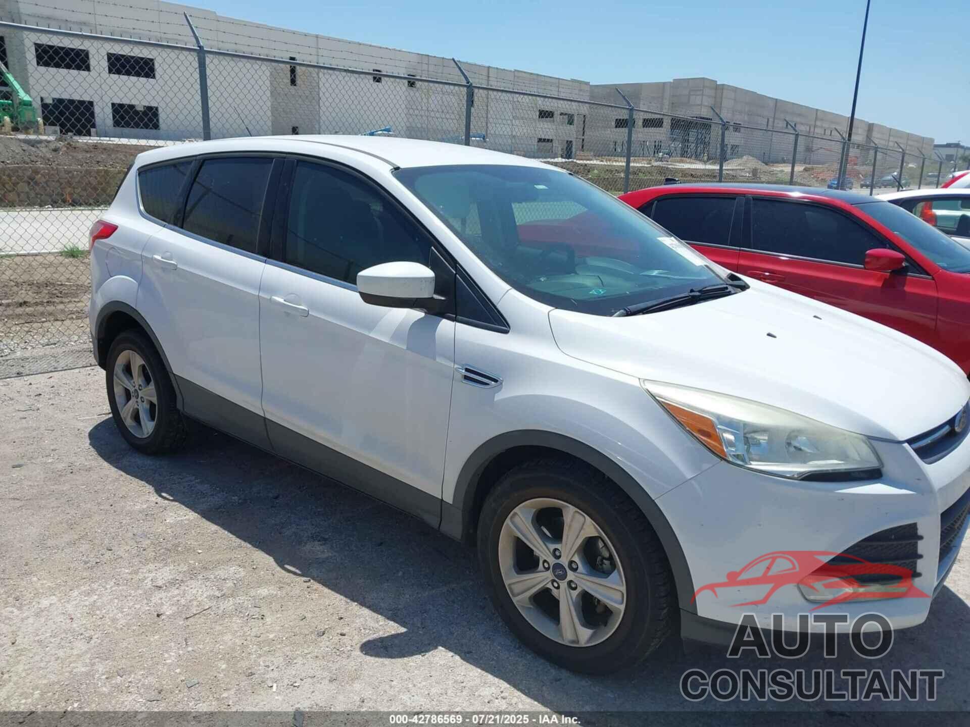 FORD ESCAPE 2014 - 1FMCU0GX8EUC31292