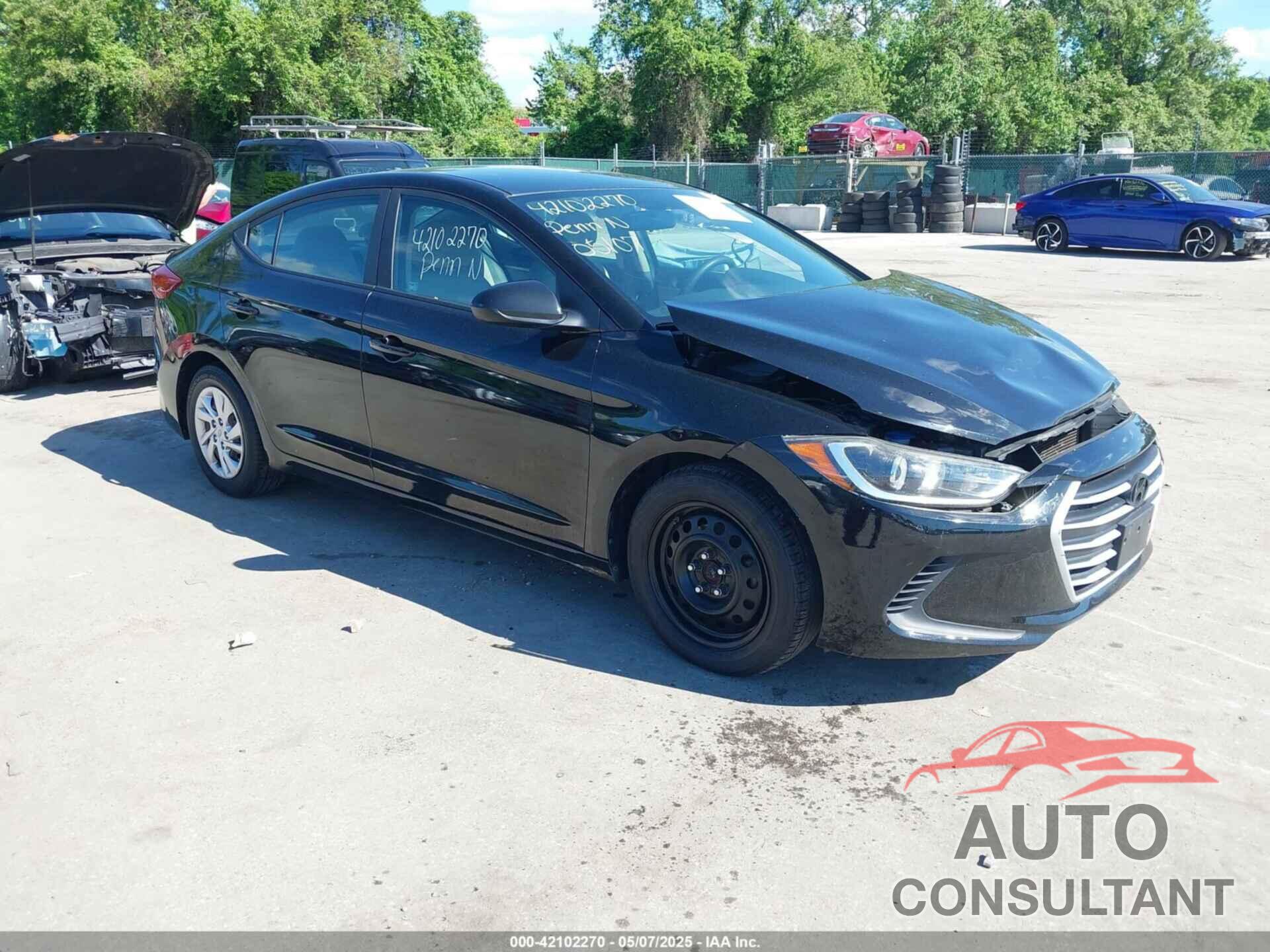 HYUNDAI ELANTRA 2017 - KMHD74LF8HU402014