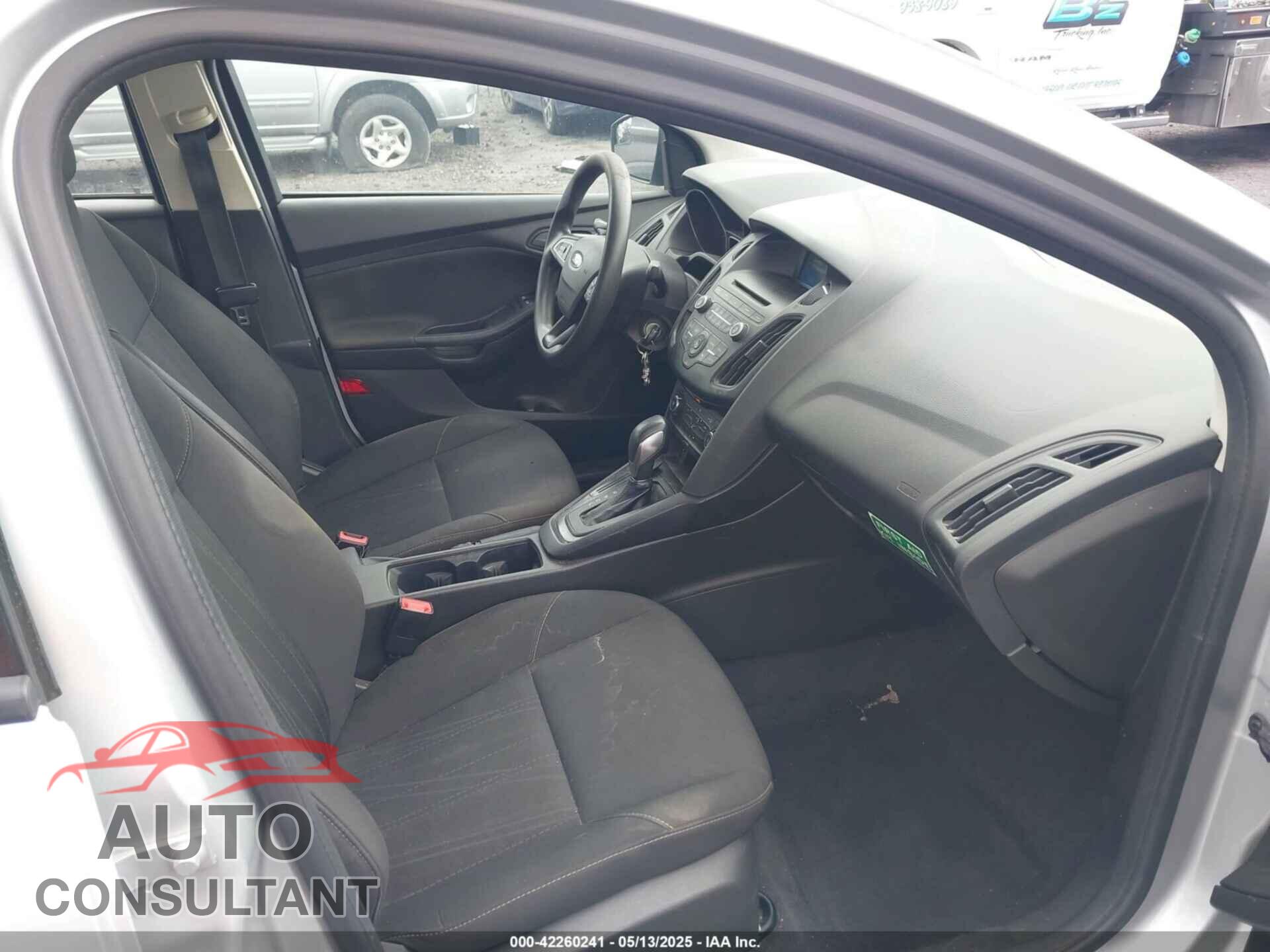 FORD FOCUS 2016 - 1FADP3E27GL349051