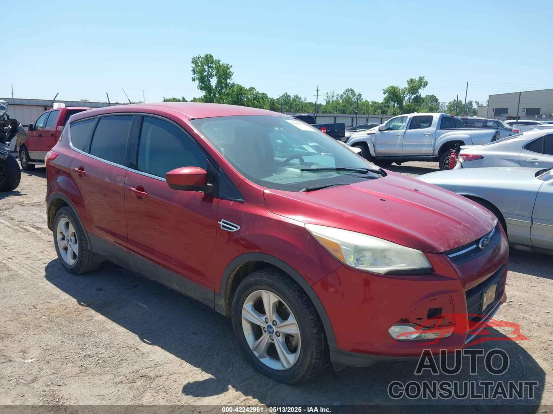 FORD ESCAPE 2013 - 1FMCU0GX7DUB95108