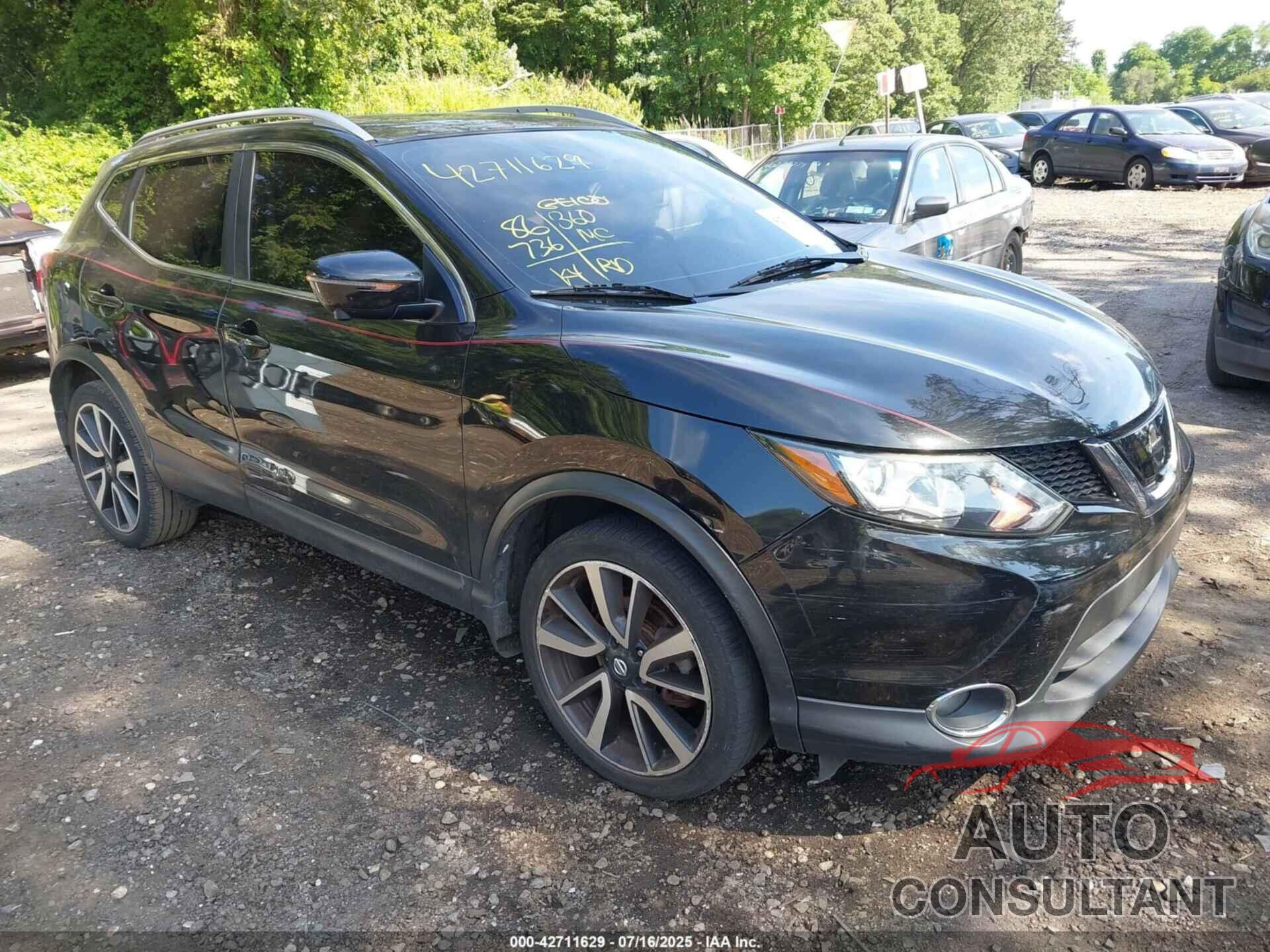 NISSAN ROGUE SPORT 2017 - JN1BJ1CR3HW122689