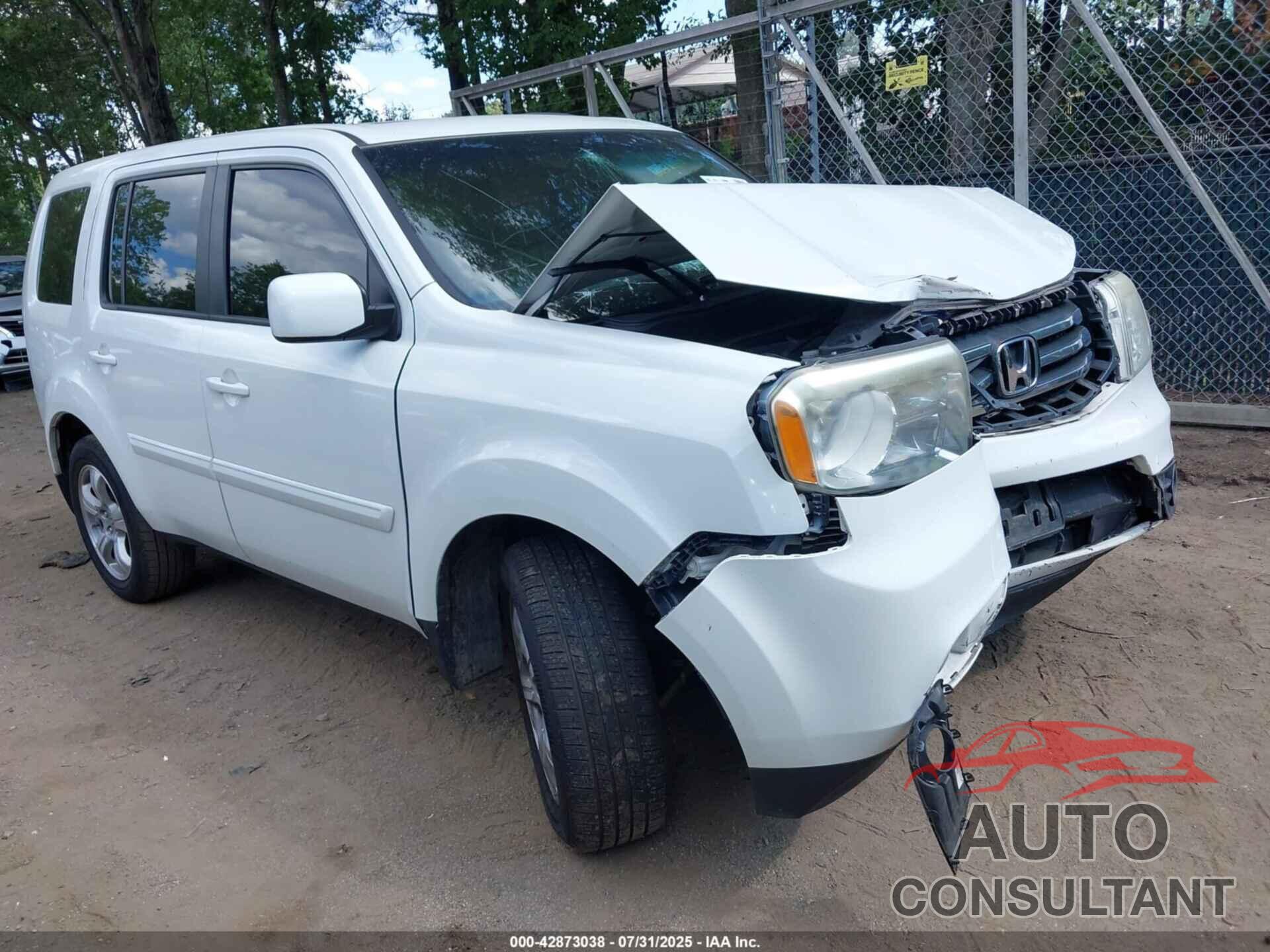 HONDA PILOT 2013 - 5FNYF3H57DB038254