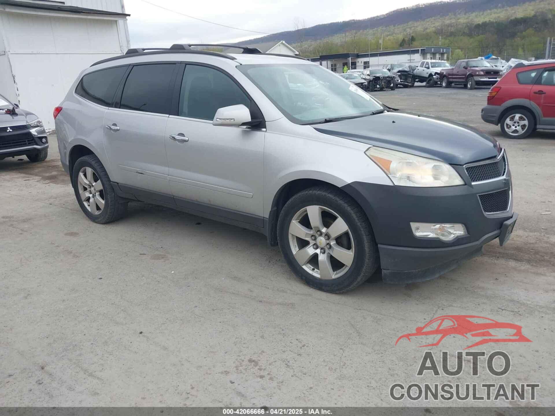 CHEVROLET TRAVERSE 2011 - 1GNKVJED6BJ256739