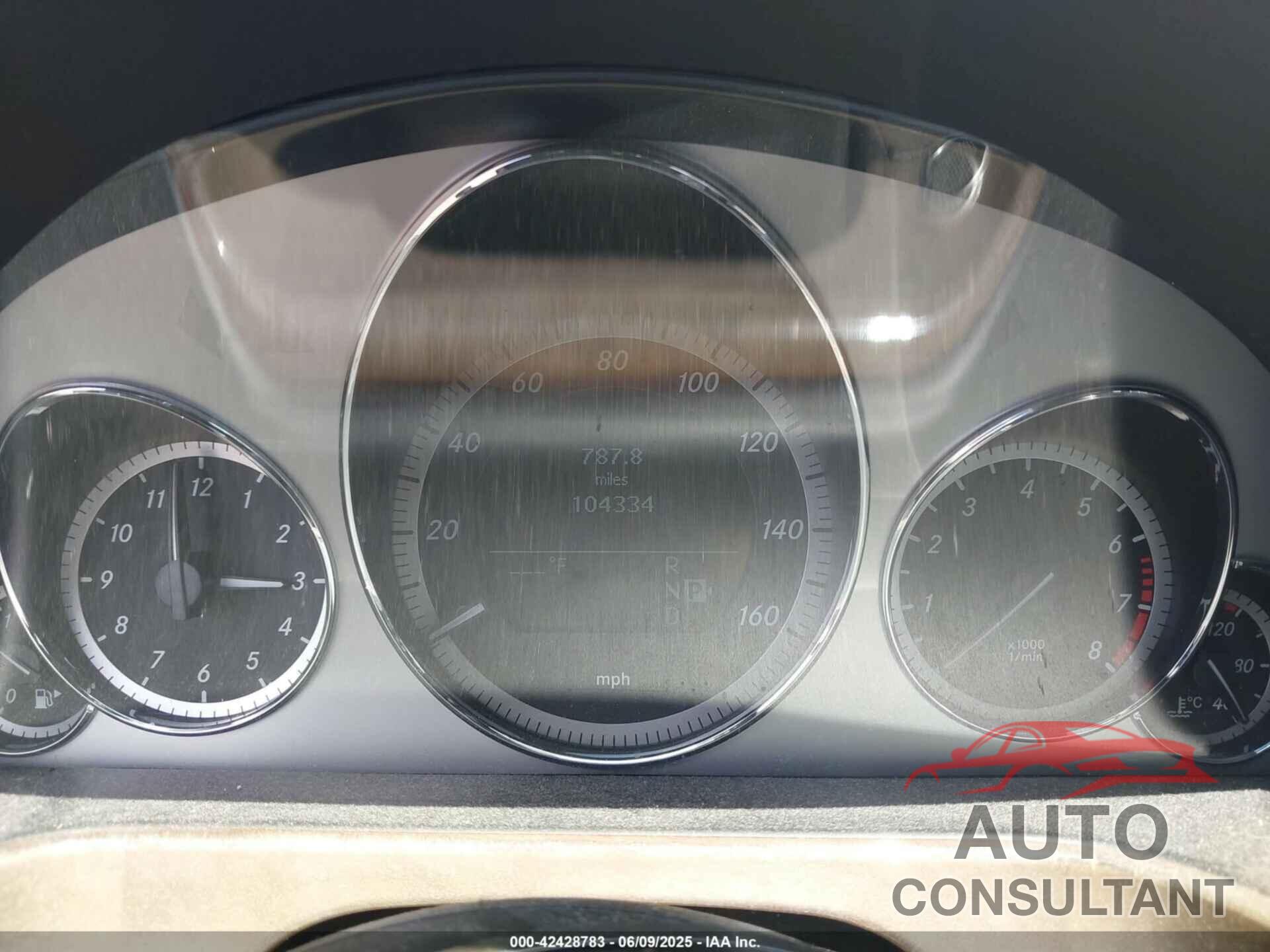 MERCEDES-BENZ E 550 2011 - WDDHF9AB9BA376107