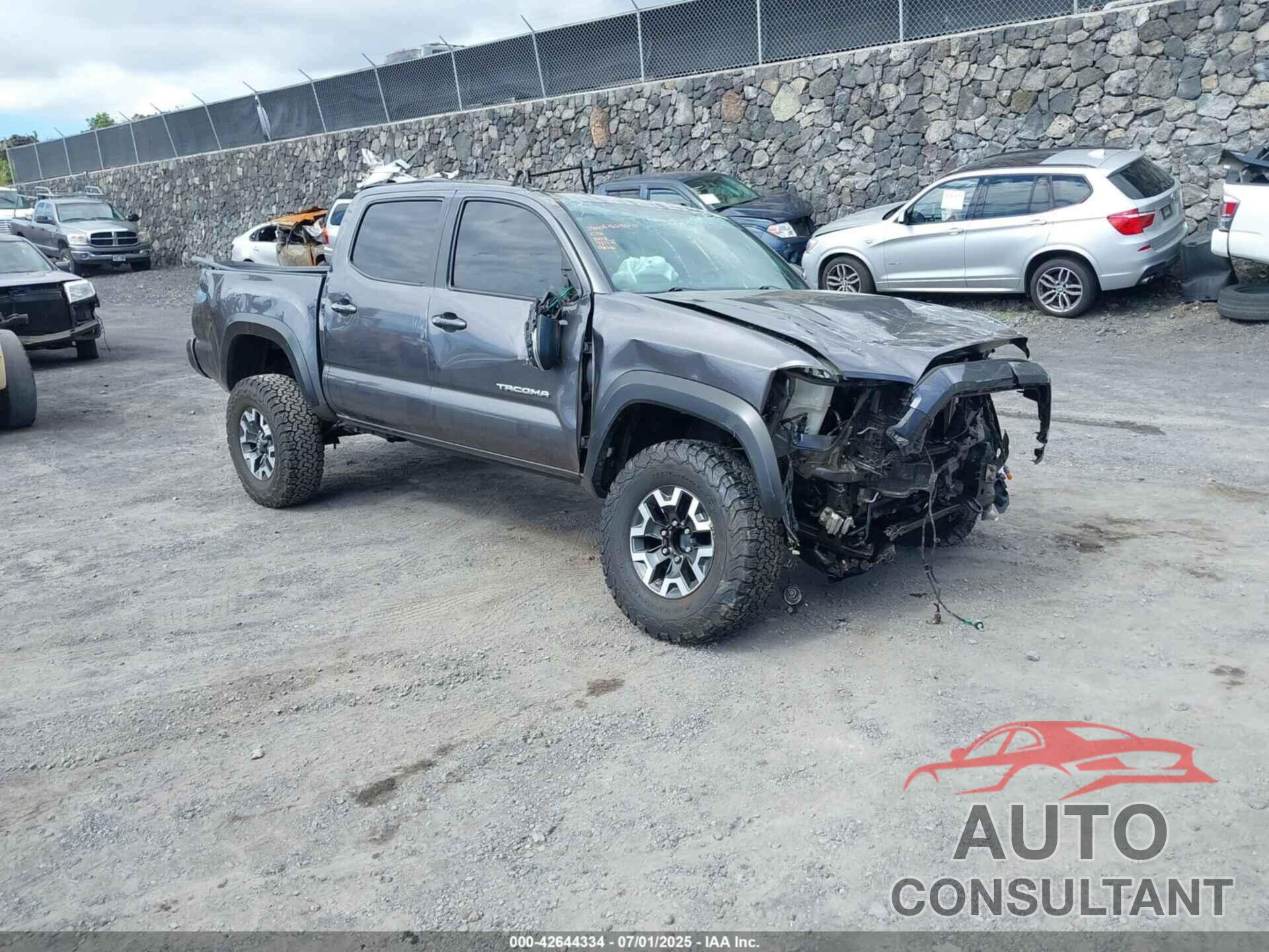 TOYOTA TACOMA 2017 - 5TFCZ5AN1HX073617