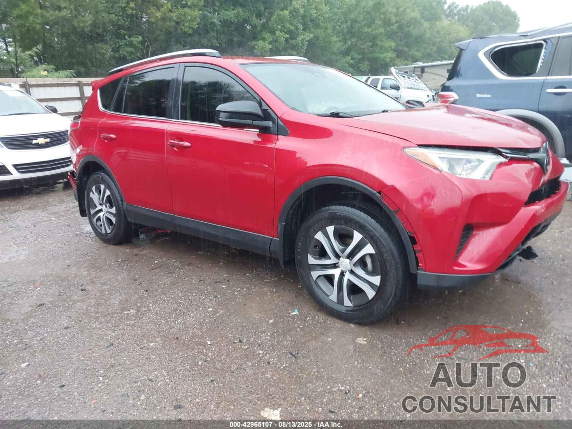 TOYOTA RAV4 2017 - JTMBFREV1HJ150883