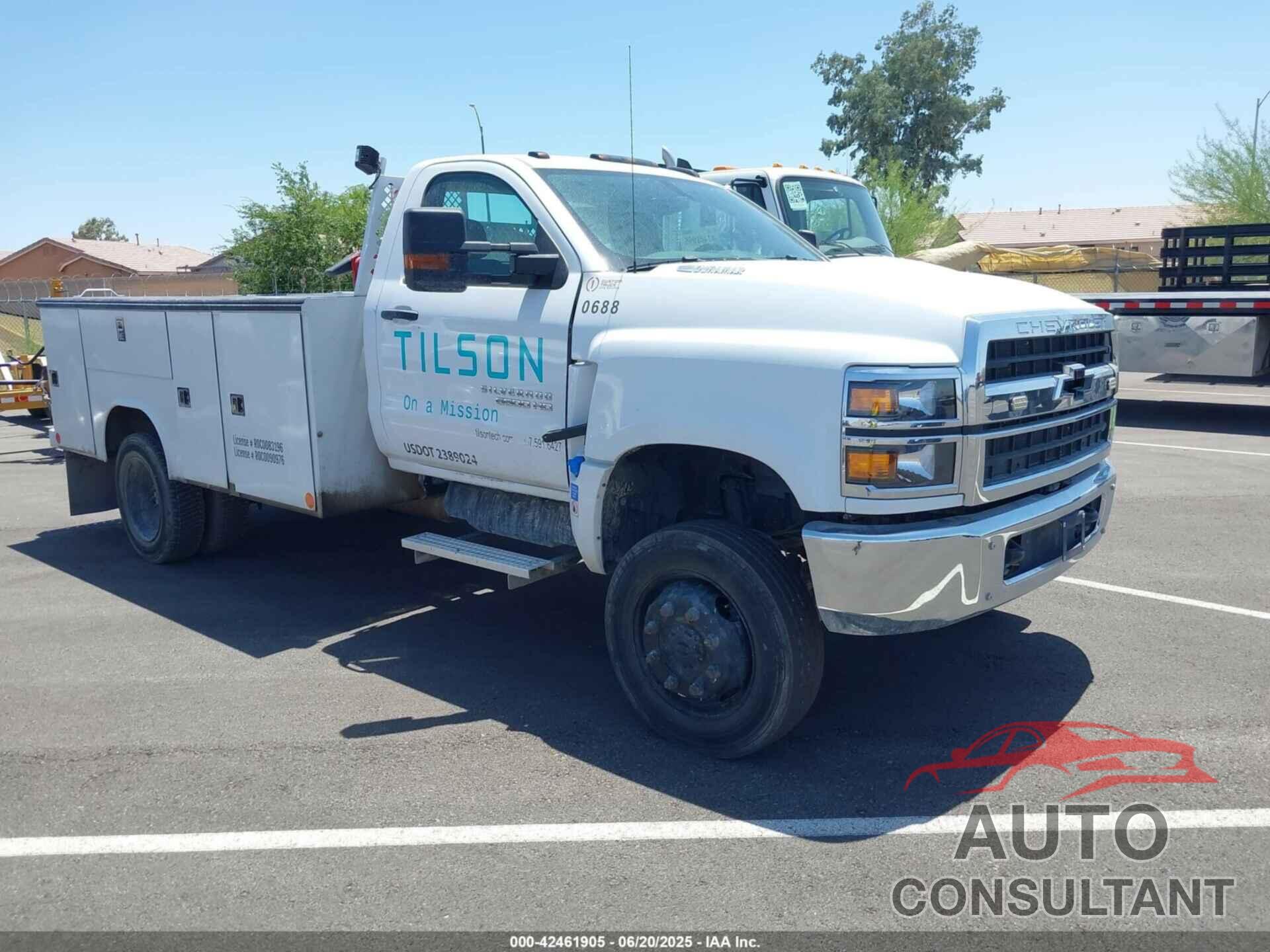 CHEVROLET SILVERADO MD 2023 - 1HTKJPVM0PH699378