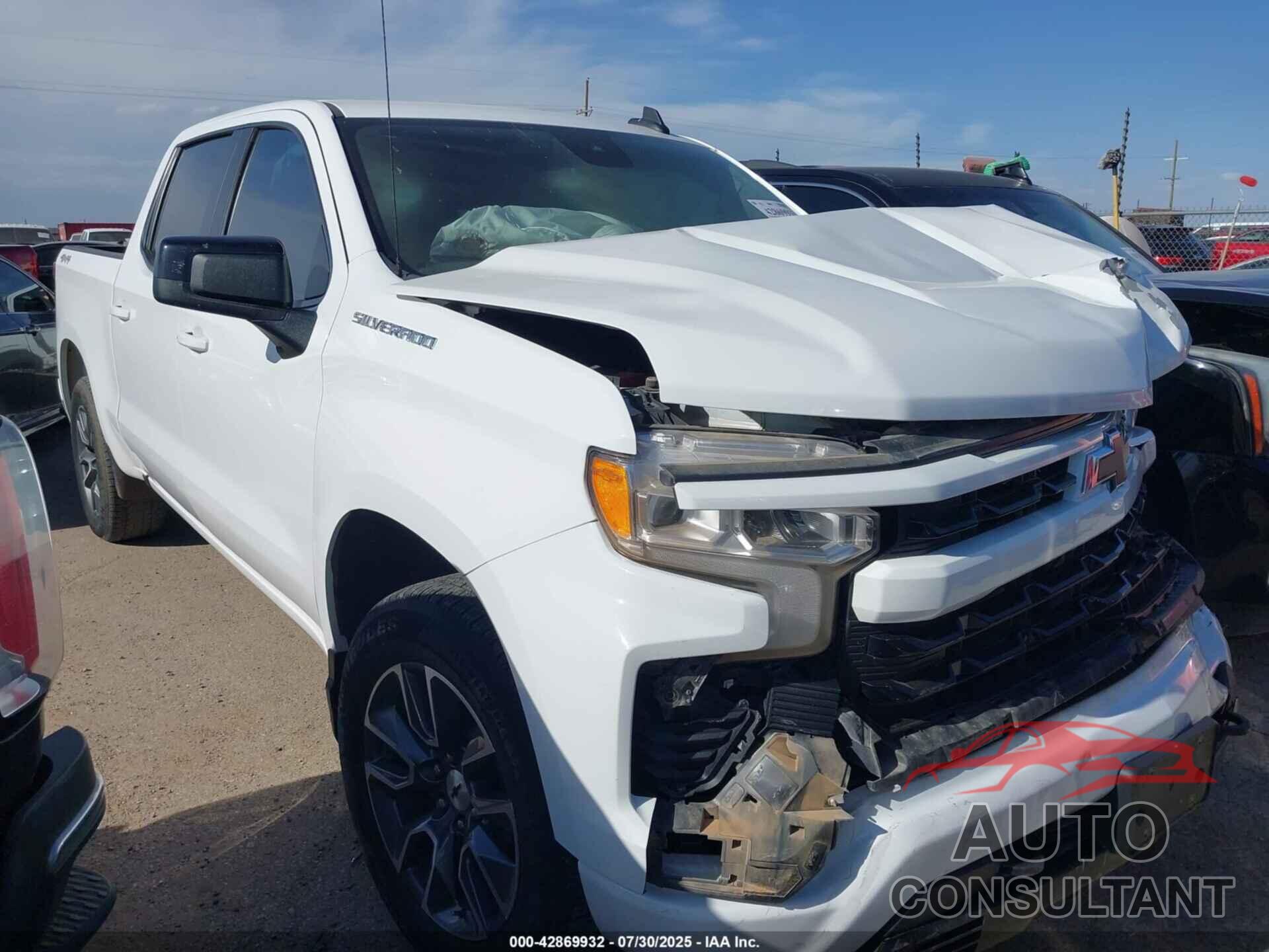 CHEVROLET SILVERADO 1500 2023 - 2GCUDEED3P1135678