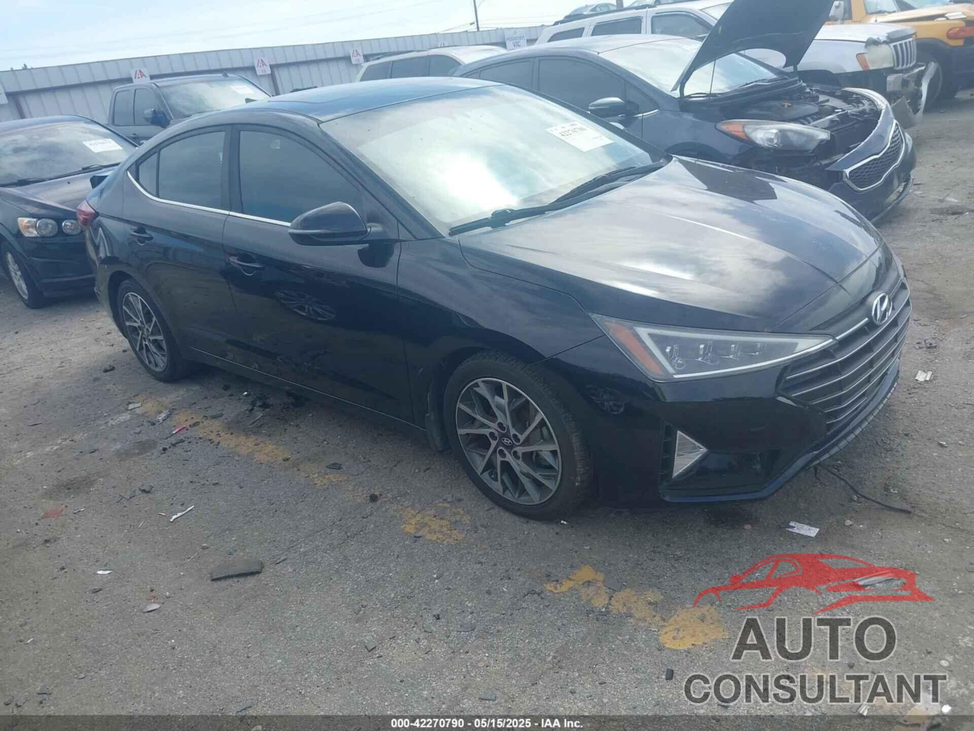 HYUNDAI ELANTRA 2019 - KMHD84LF7KU859465