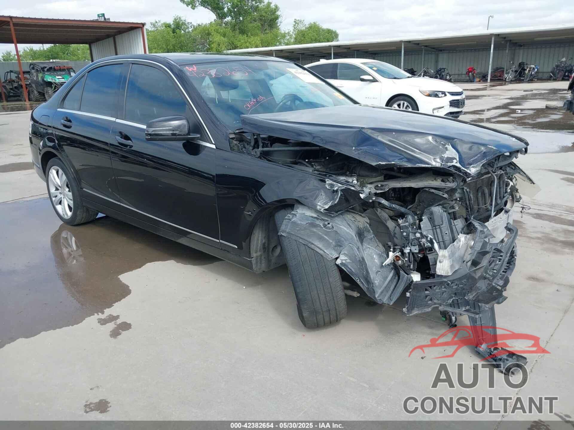 MERCEDES-BENZ C 300 2010 - WDDGF5EB8AR091199