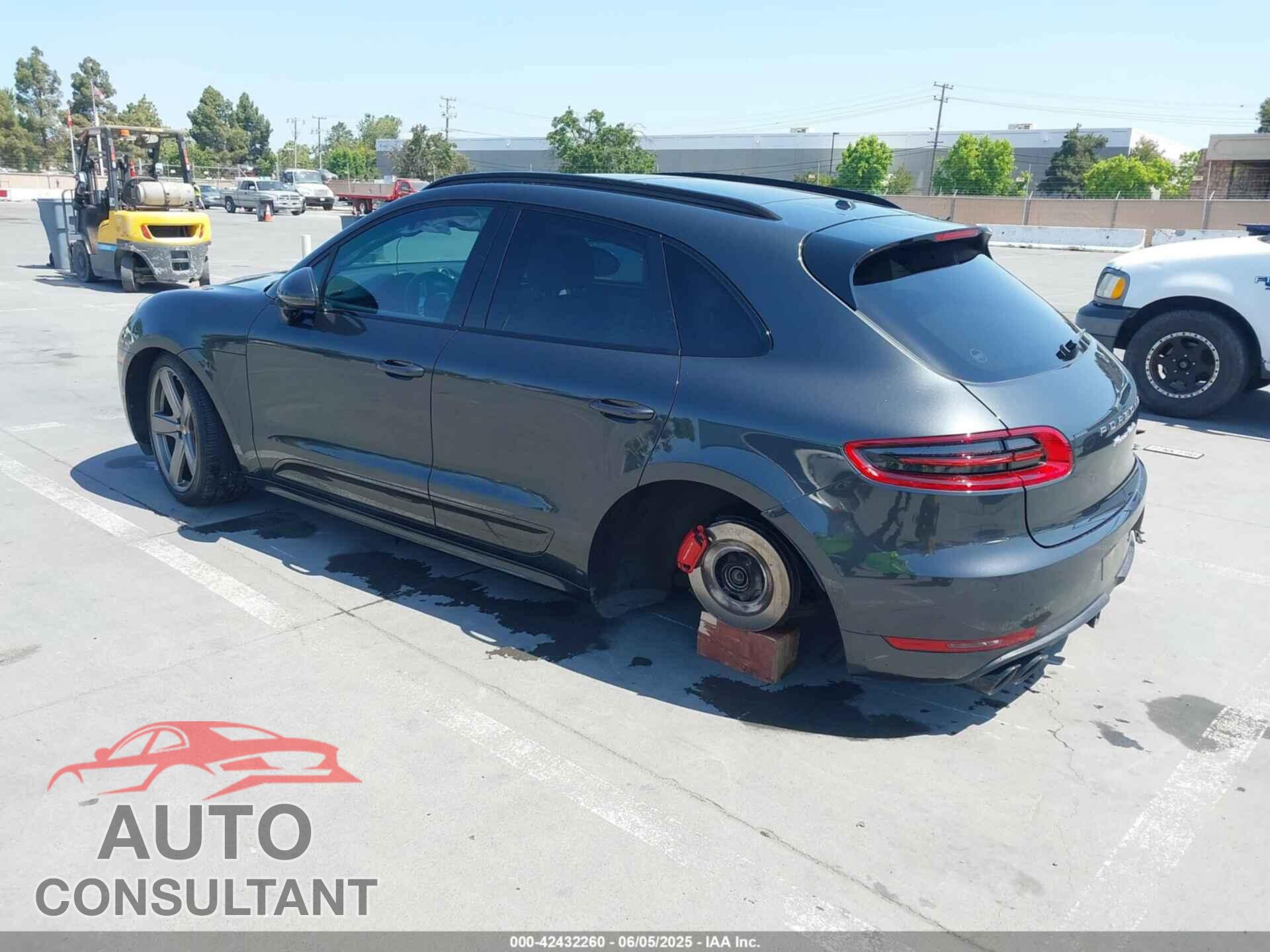 PORSCHE MACAN 2017 - WP1AF2A58HLB61990