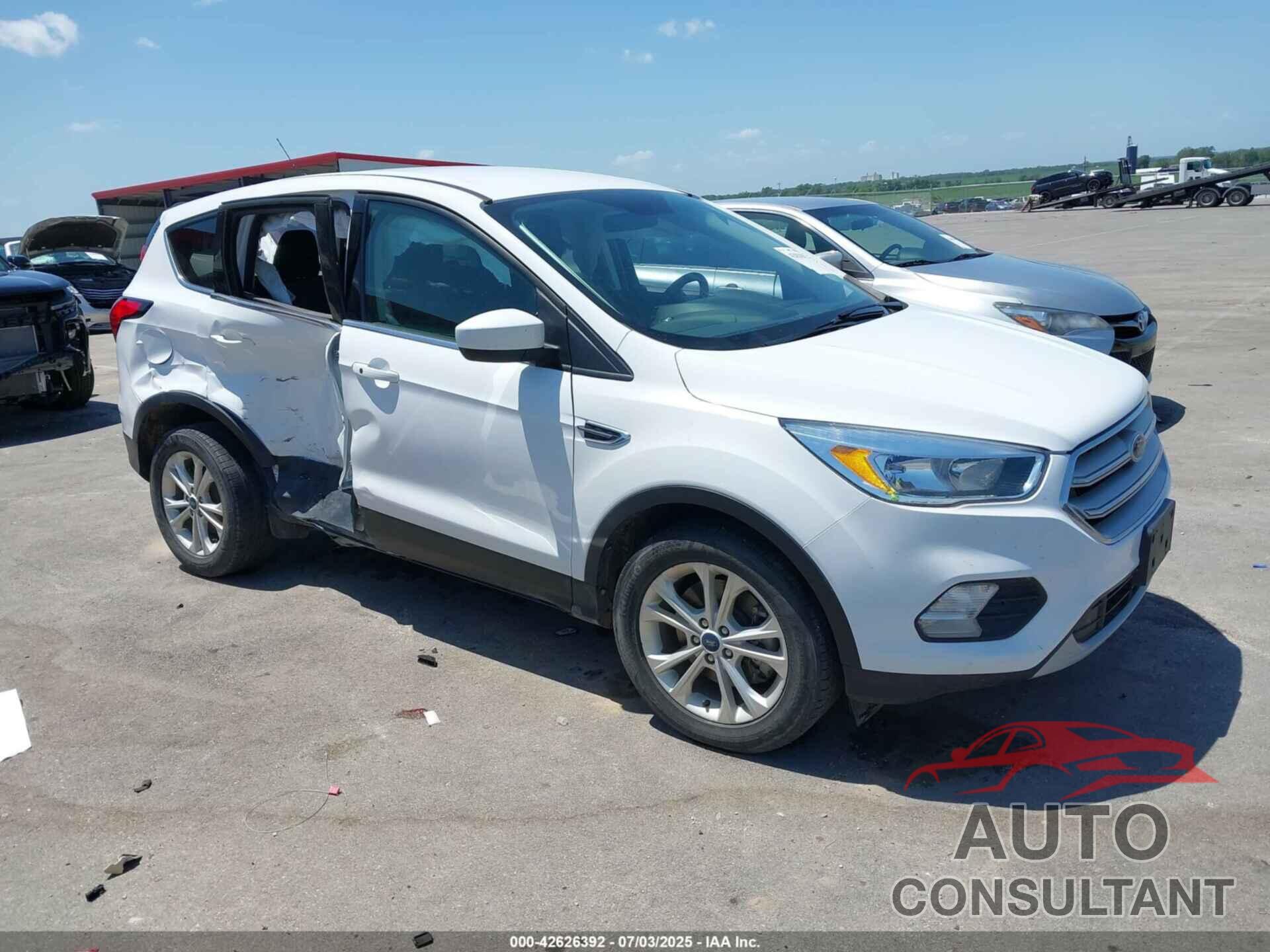 FORD ESCAPE 2019 - 1FMCU9GD5KUA35204
