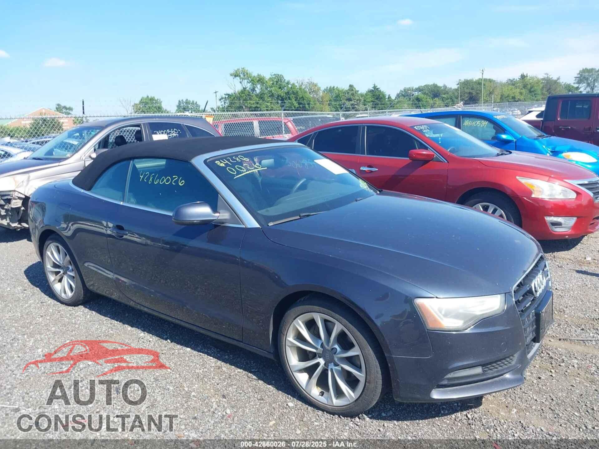 AUDI A5 2013 - WAULFAFH2DN003700