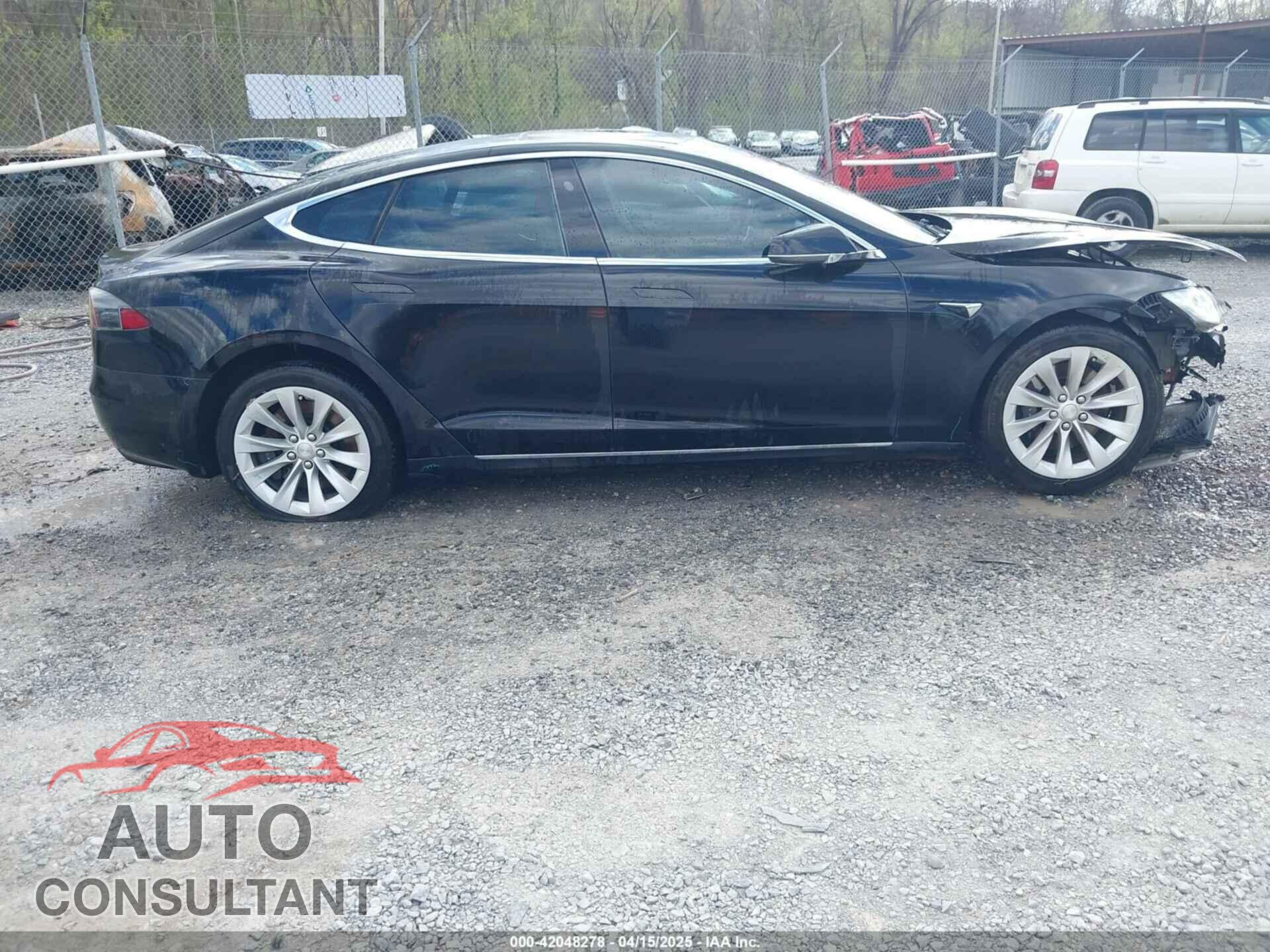 TESLA MODEL S 2017 - 5YJSA1E1XHF210843
