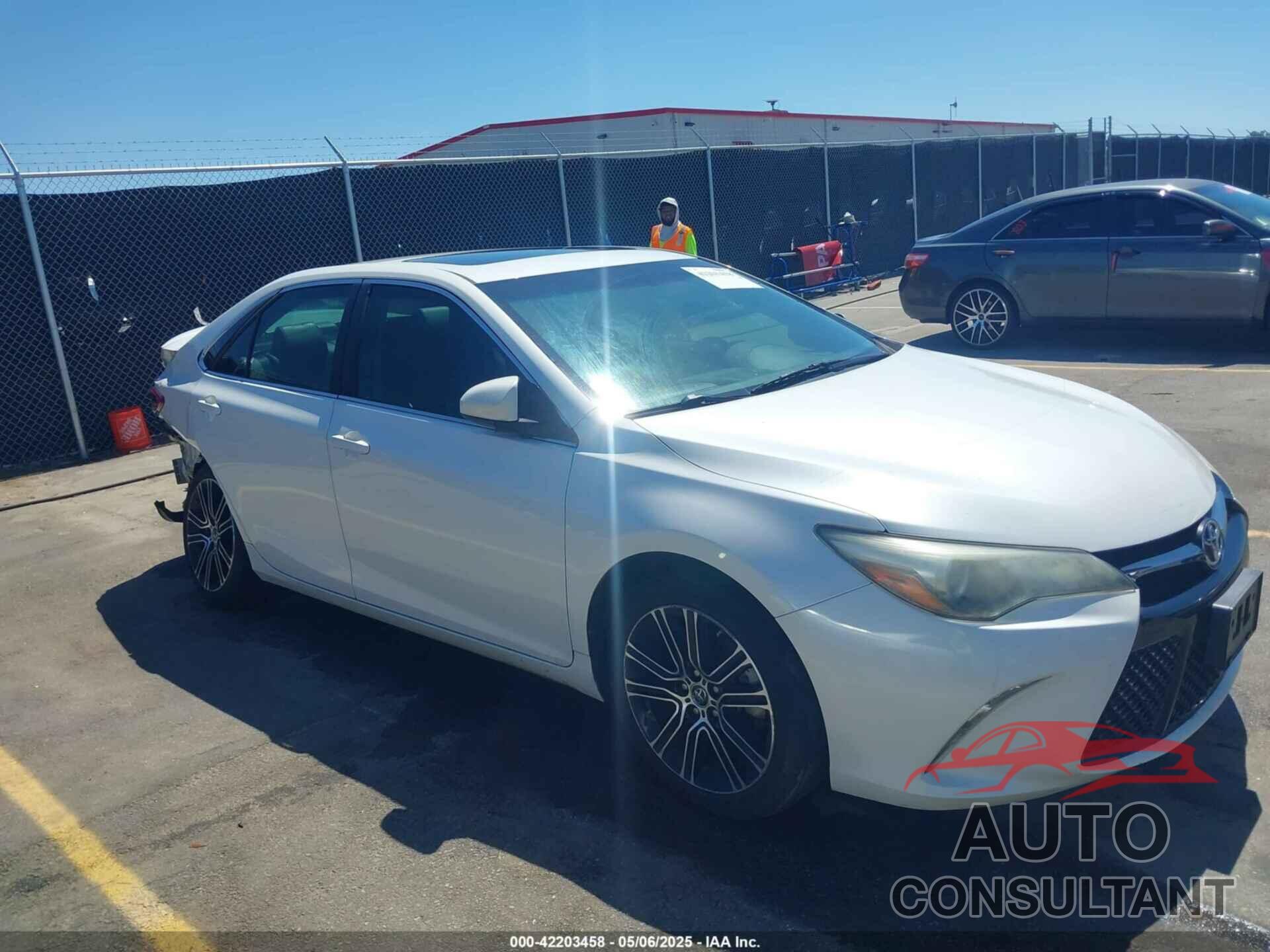 TOYOTA CAMRY 2016 - 4T1BF1FK8GU141113
