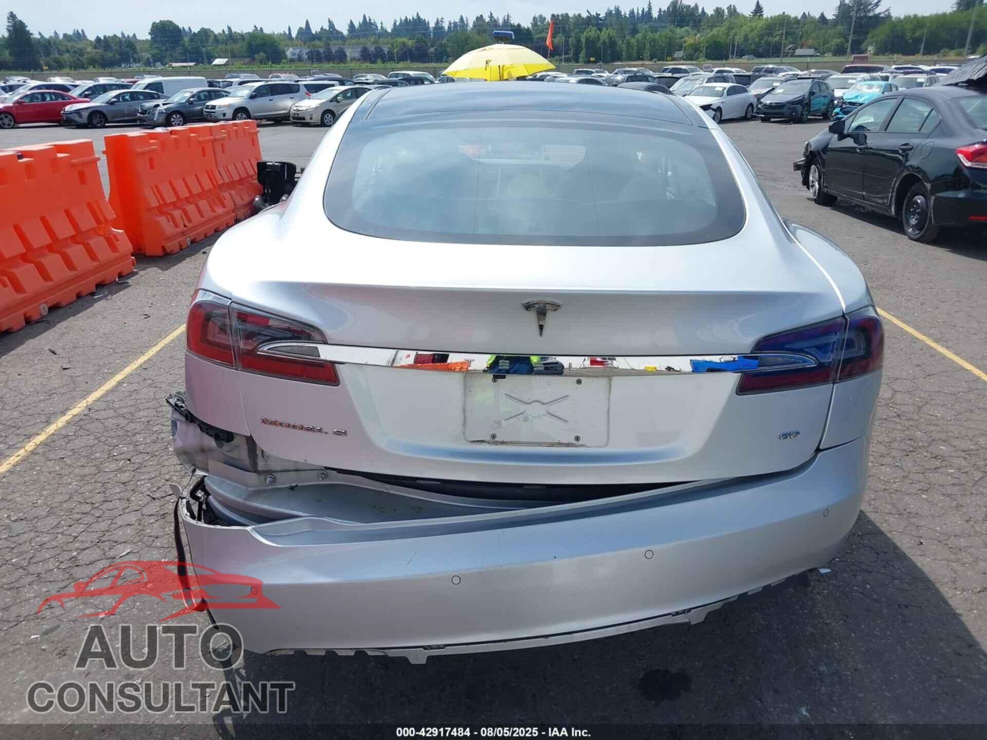TESLA MODEL S 2014 - 5YJSA1S13EFP40474