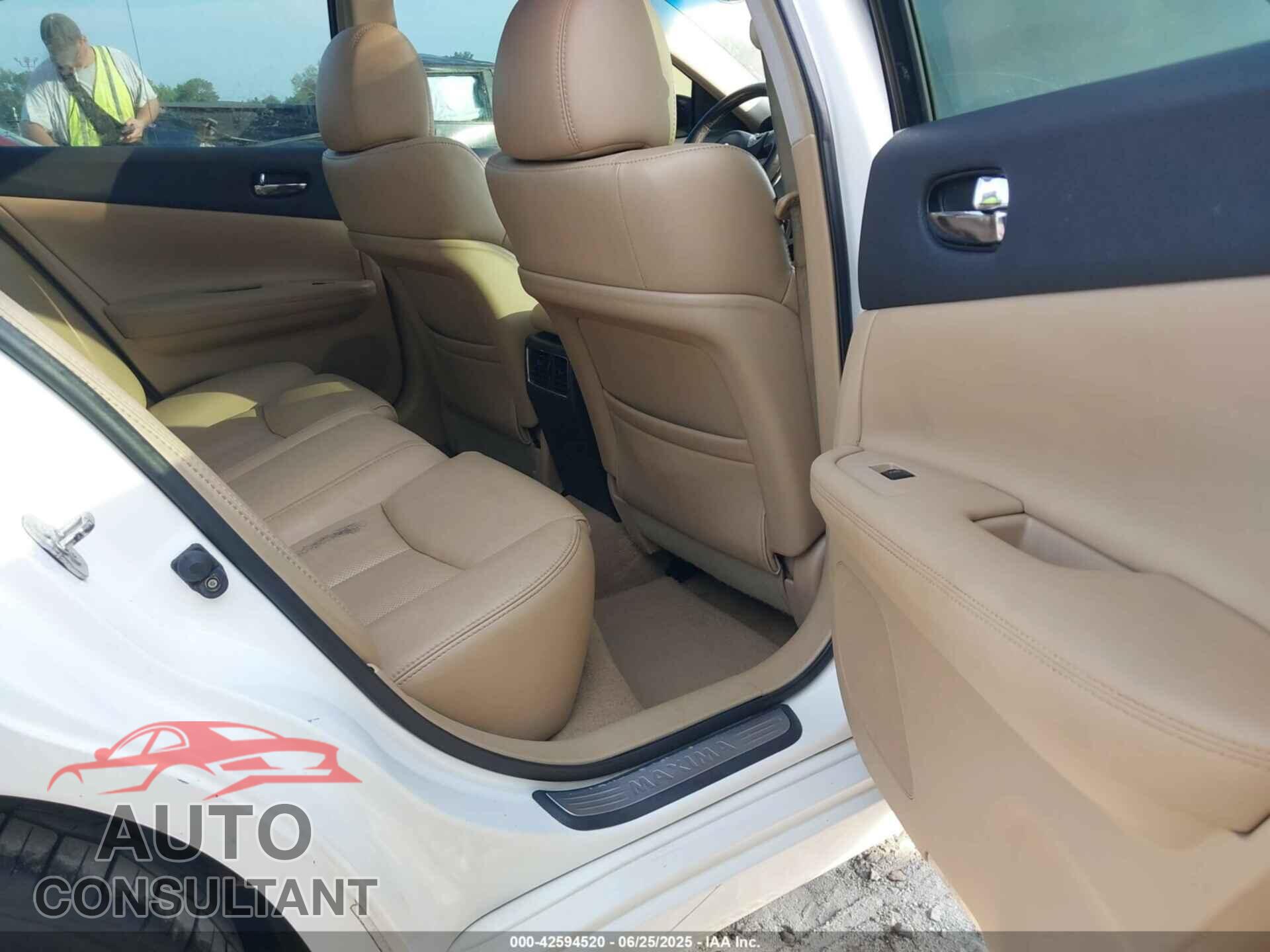 NISSAN MAXIMA 2011 - 1N4AA5APXBC852843