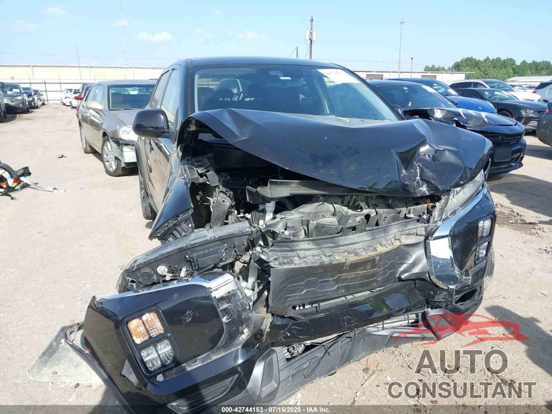 MITSUBISHI OUTLANDER SPORT 2022 - JA4APUAU7NU019826