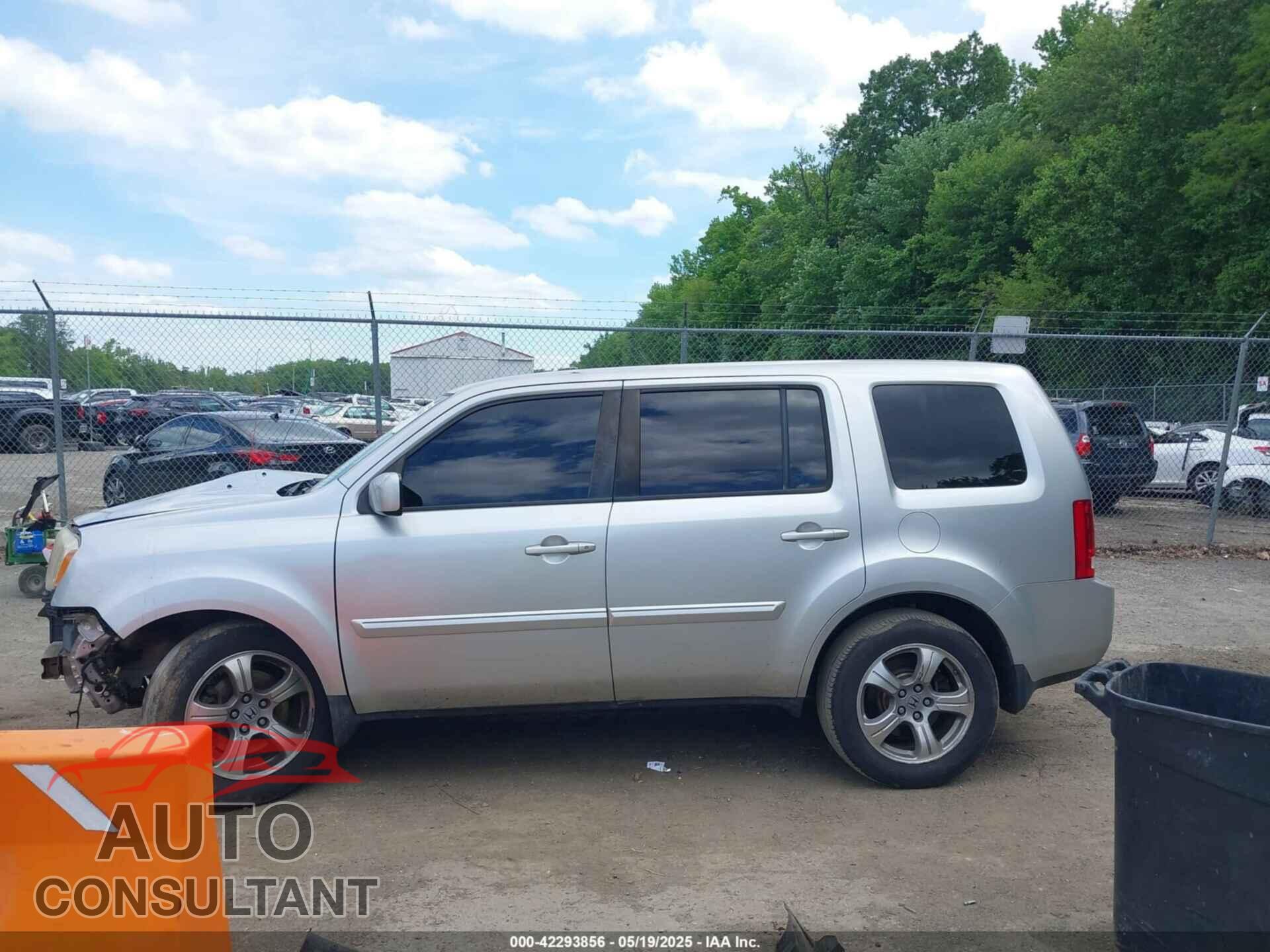 HONDA PILOT 2014 - 5FNYF4H51EB044963