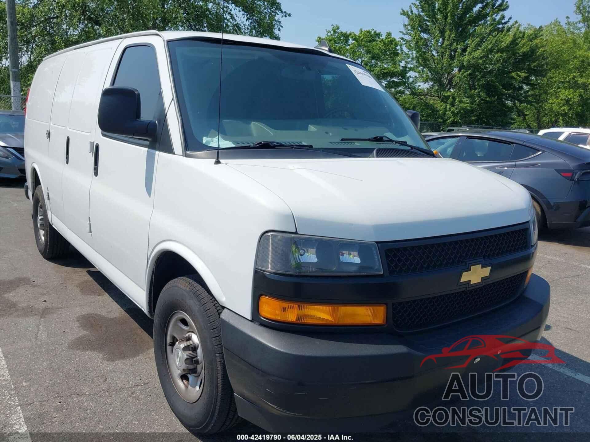 CHEVROLET EXPRESS CARGO 2021 - 1GCWGAFP0M1181312