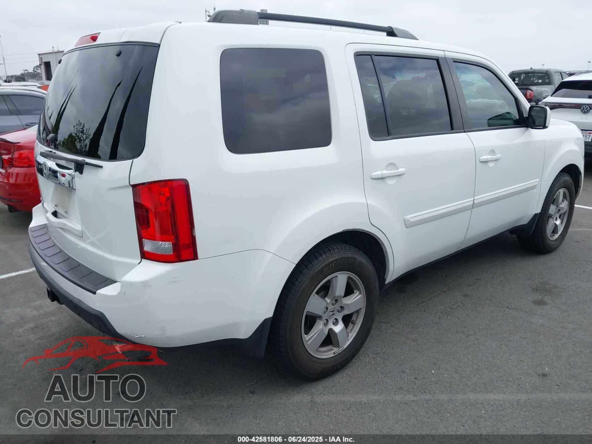HONDA PILOT 2011 - 5FNYF3H53BB047935