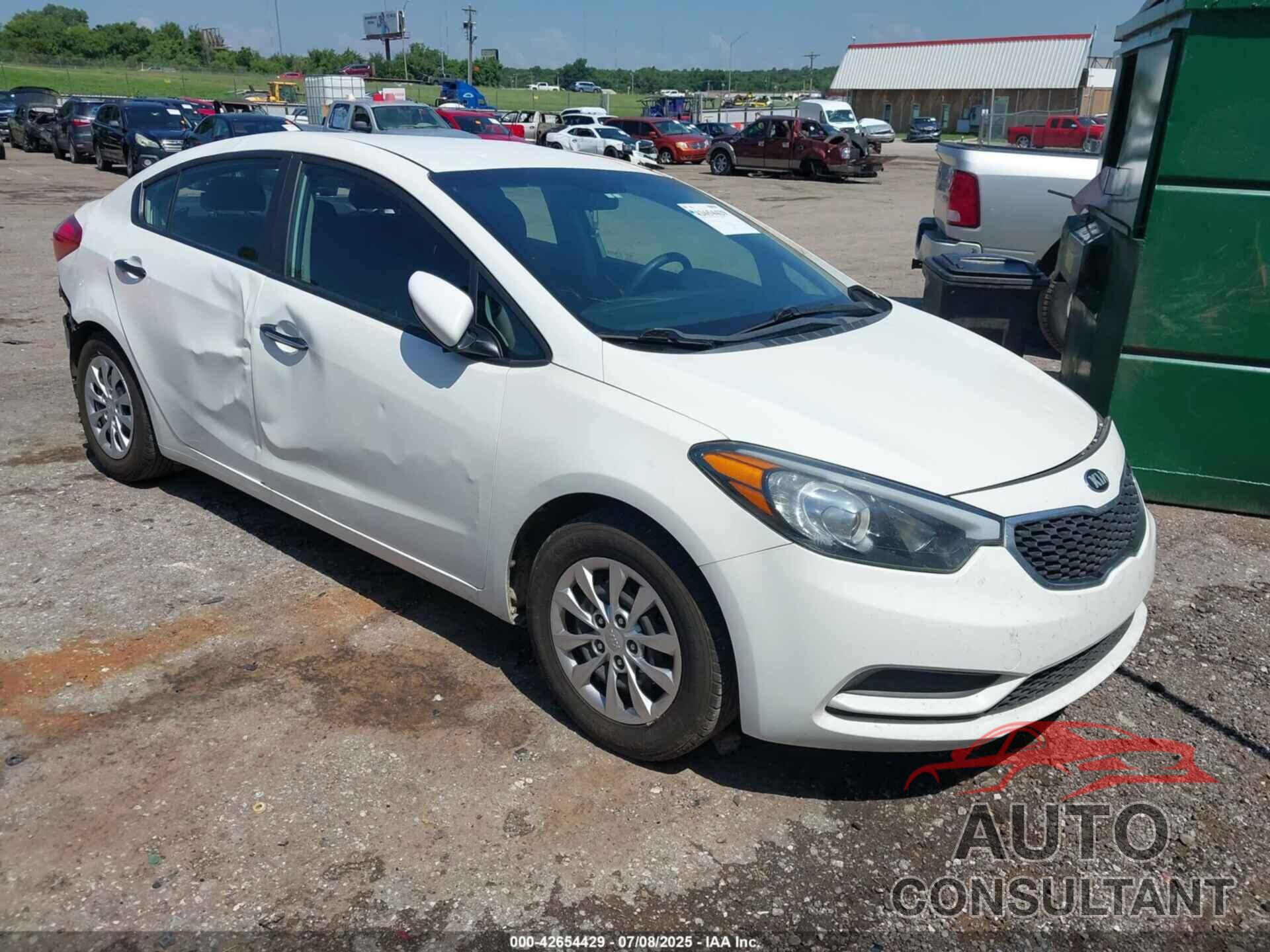 KIA FORTE 2016 - KNAFK4A61G5606979