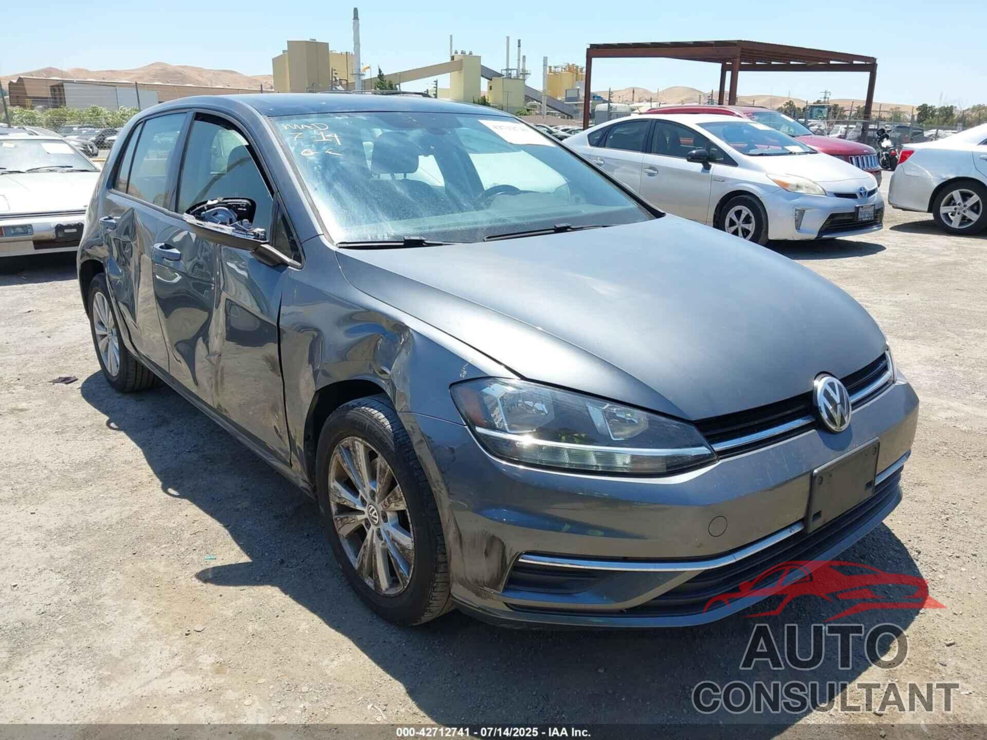 VOLKSWAGEN GOLF 2020 - 3VWG57AU3LM008828