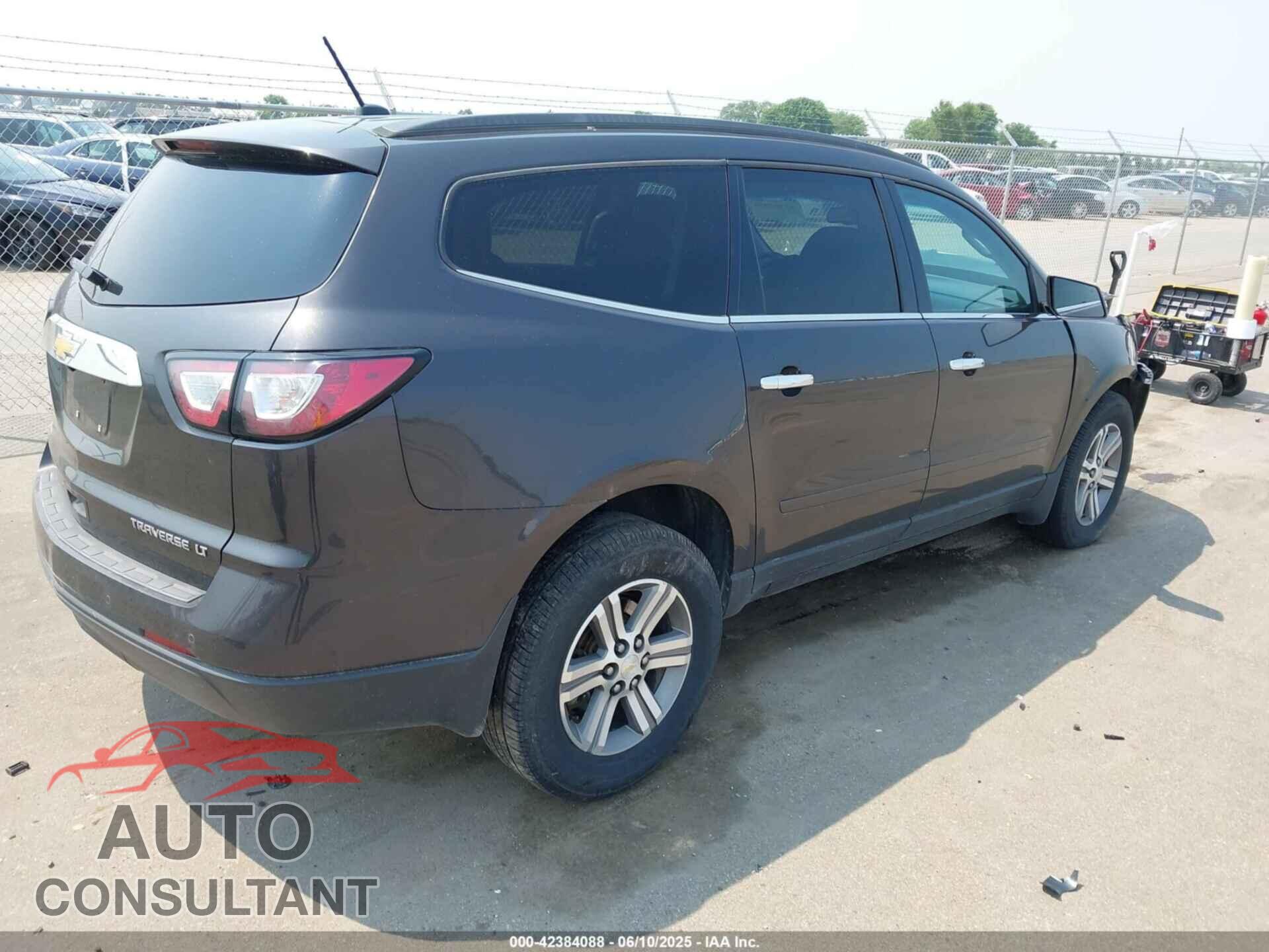 CHEVROLET TRAVERSE 2015 - 1GNKVHKD6FJ182225