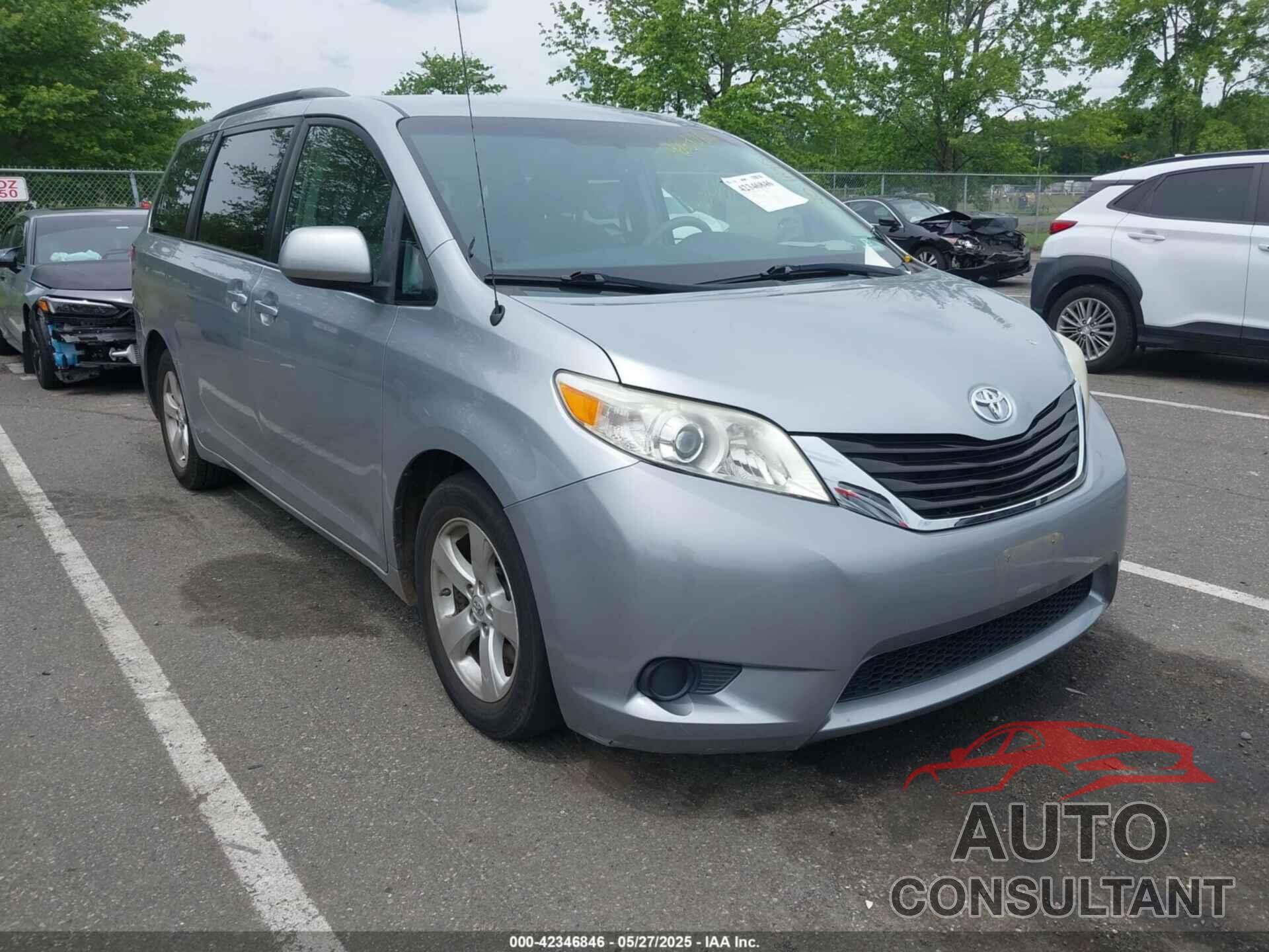 TOYOTA SIENNA 2014 - 5TDKK3DC0ES522057