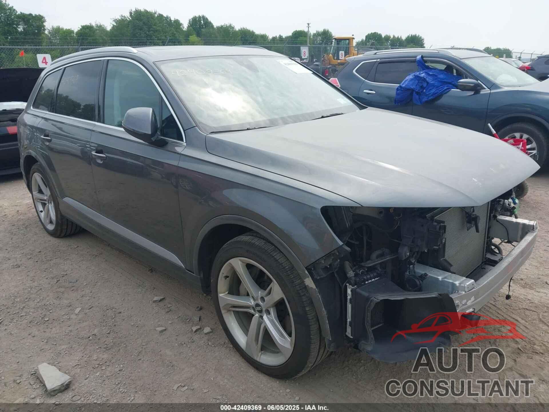 AUDI Q7 2019 - WA1VAAF78KD025828