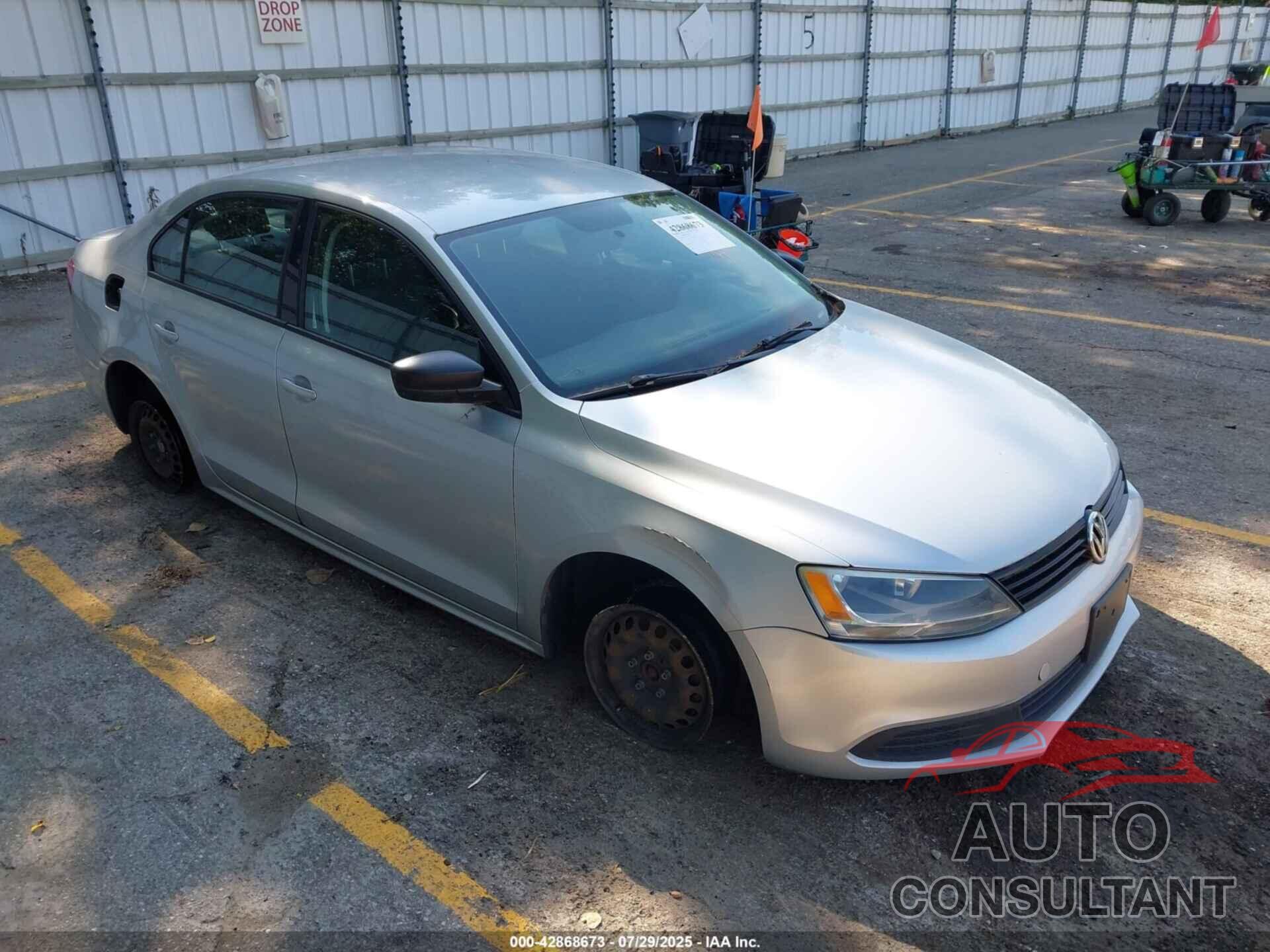 VOLKSWAGEN JETTA 2011 - 3VW2K7AJ5BM307695